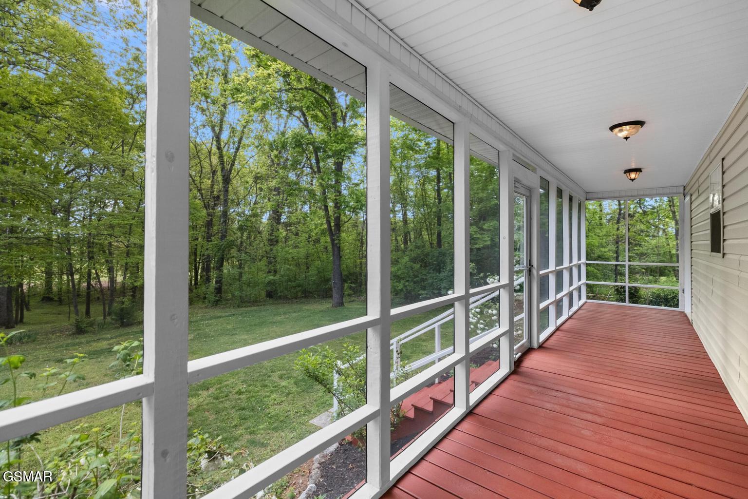 2180 Ranch Road Dandridge TN 37725