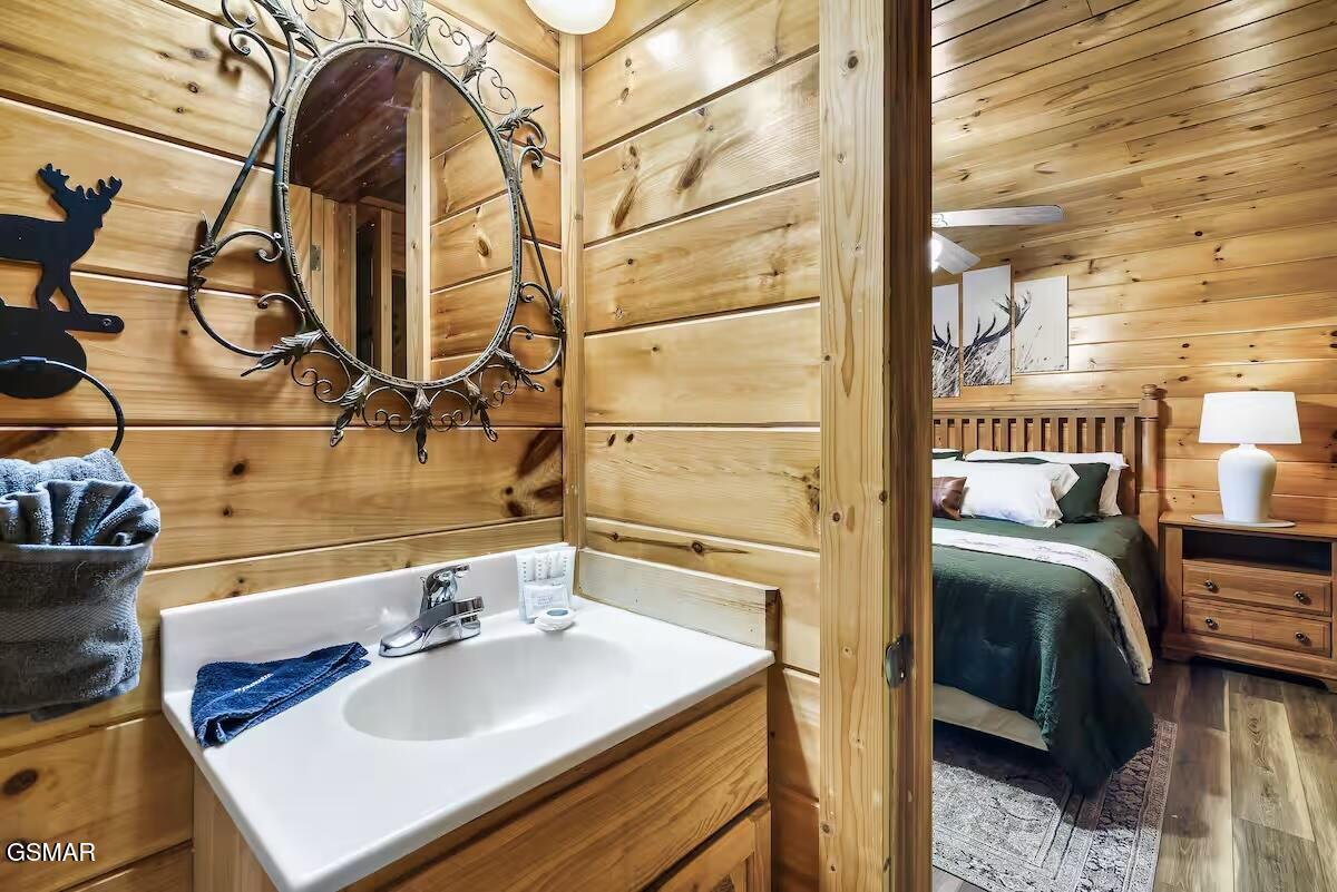 2013 Cougar Crossing Way Sevierville TN 37876