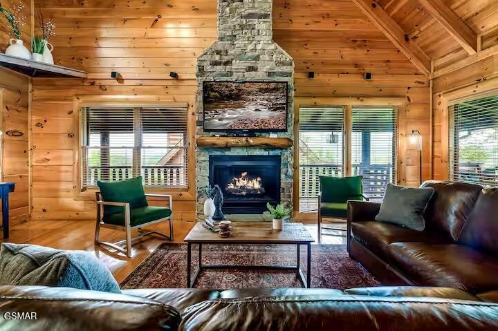 2013 Cougar Crossing Way Sevierville TN 37876