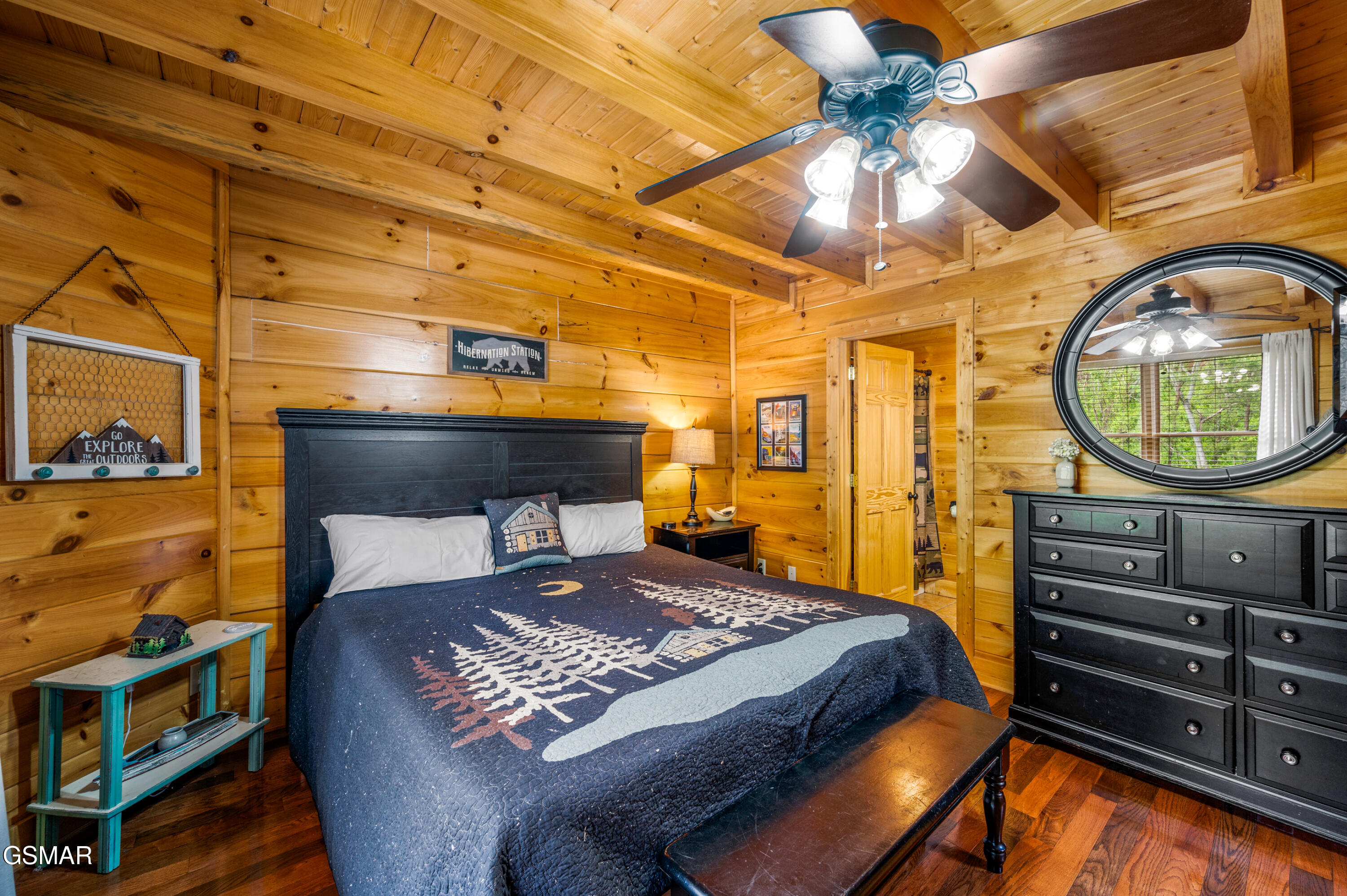 1808 Panther Path Way Sevierville TN 37876