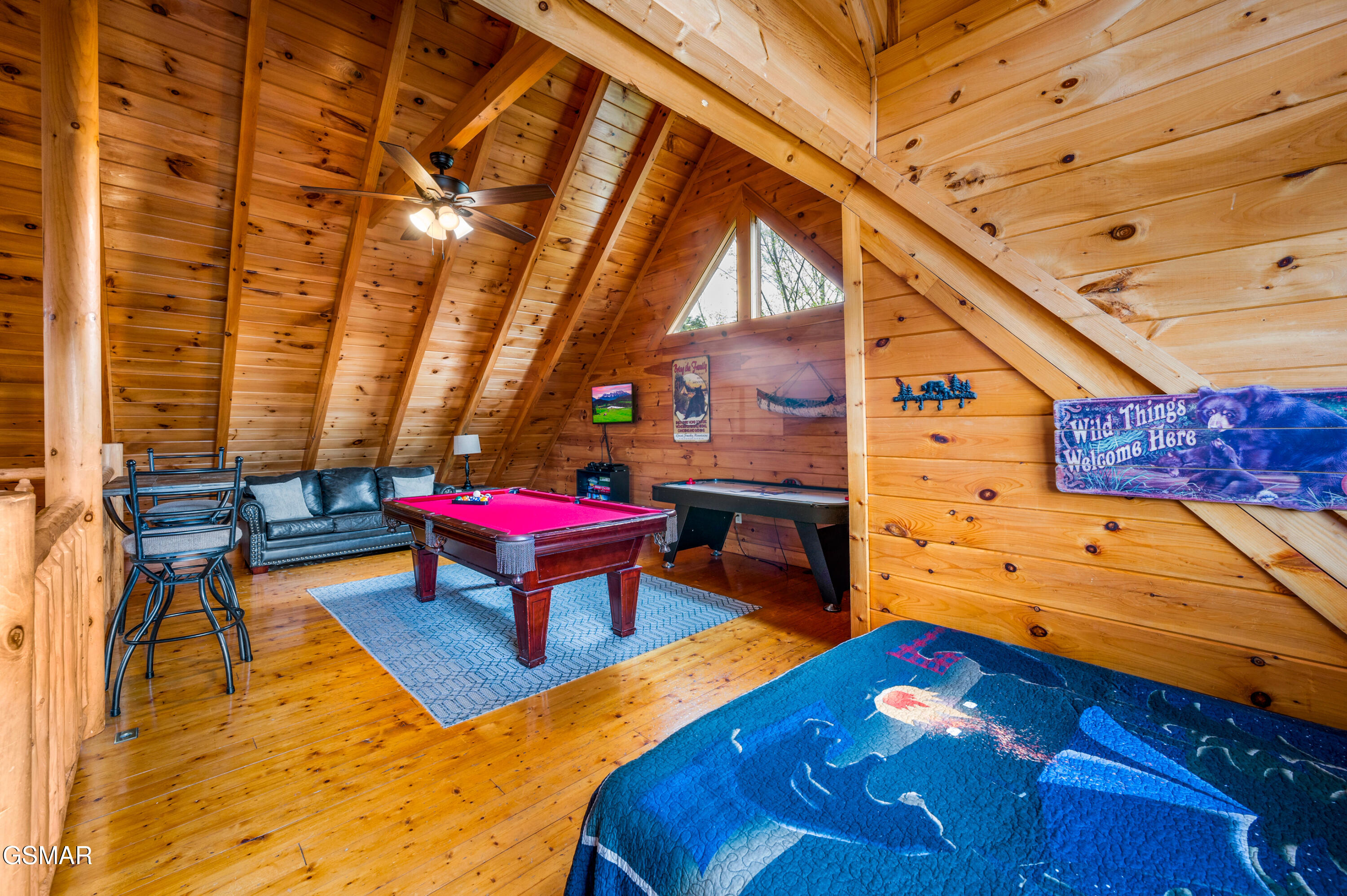 1808 Panther Path Way Sevierville TN 37876