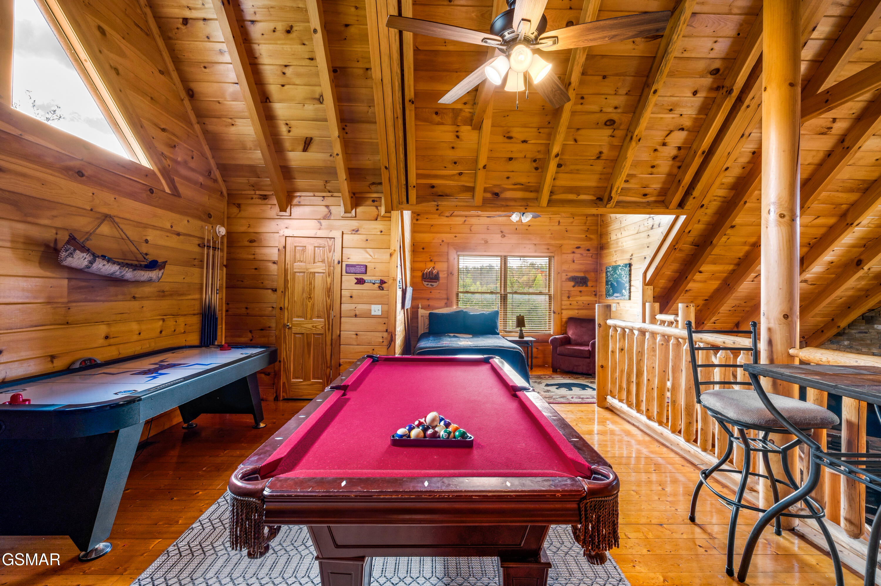 1808 Panther Path Way Sevierville TN 37876