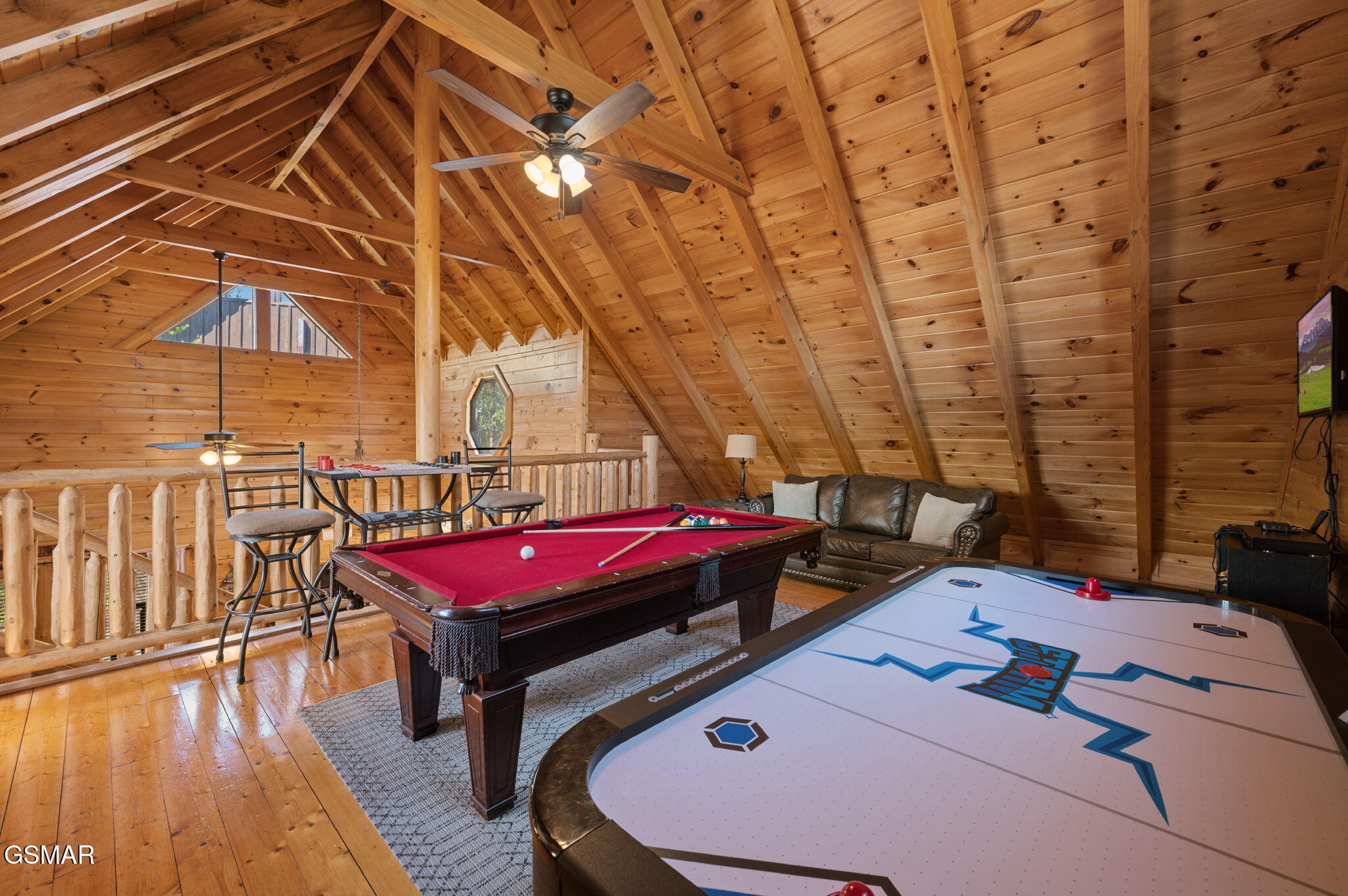 1808 Panther Path Way Sevierville TN 37876