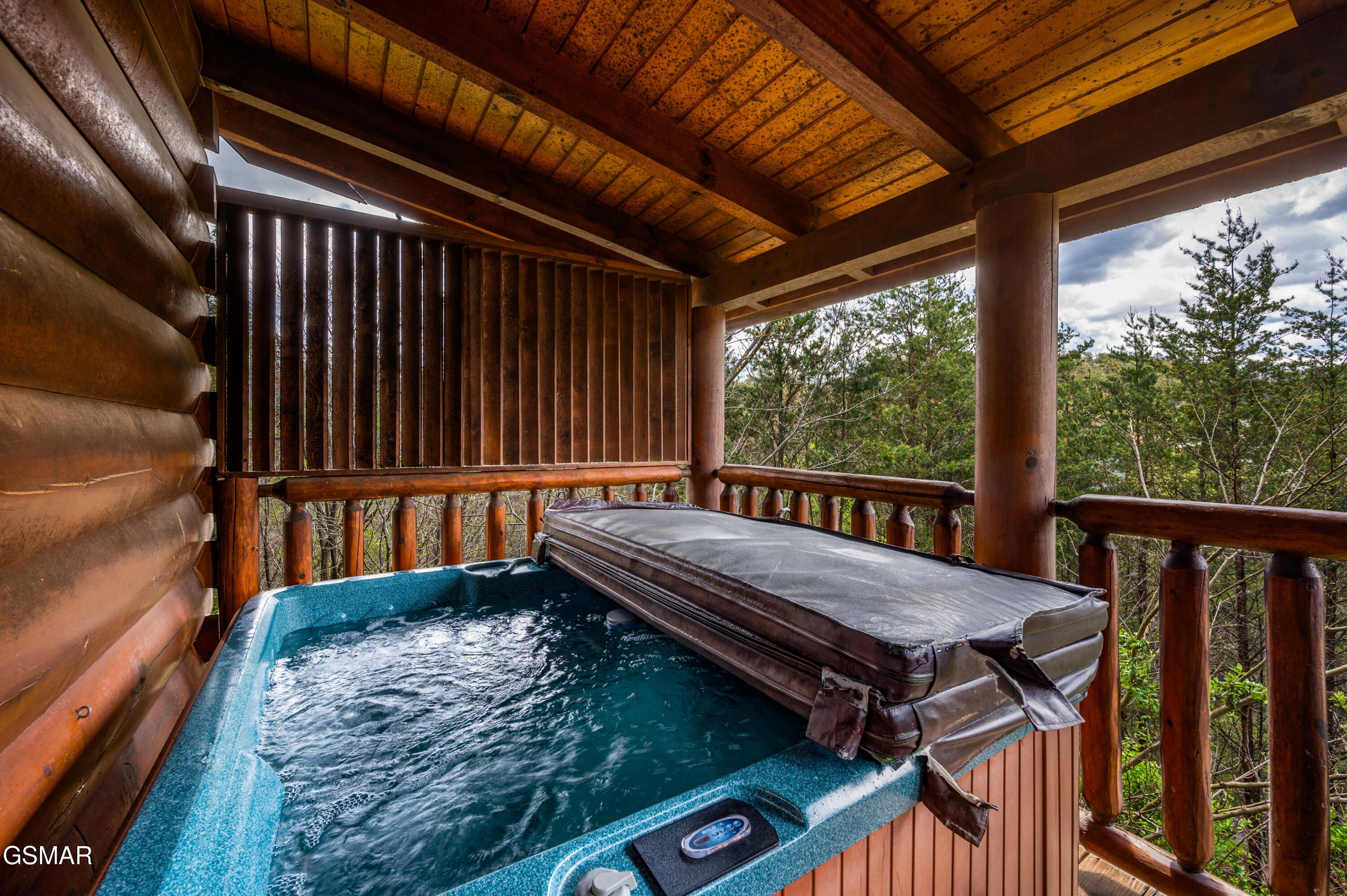 1808 Panther Path Way Sevierville TN 37876