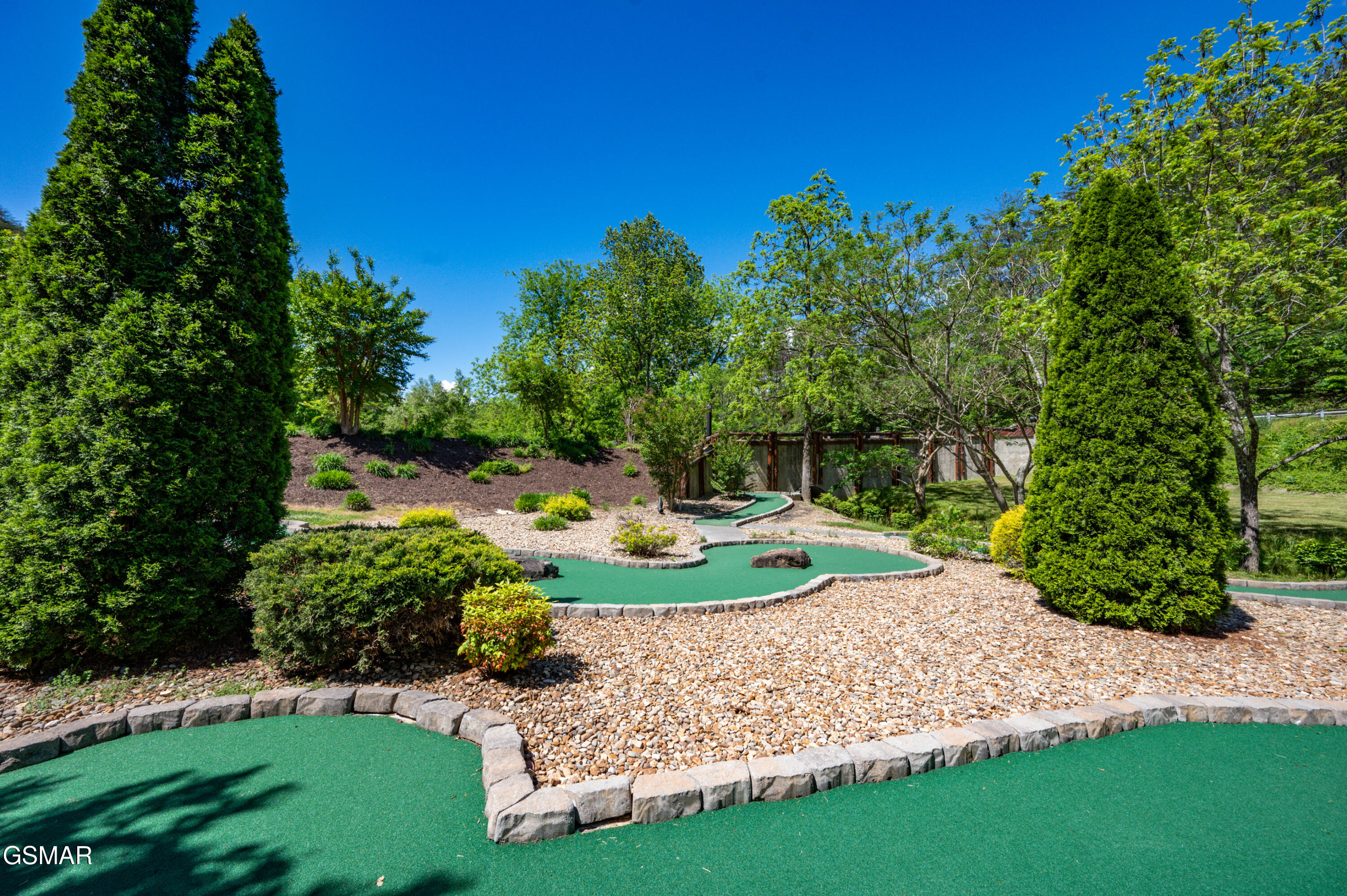 1808 Panther Path Way Sevierville TN 37876