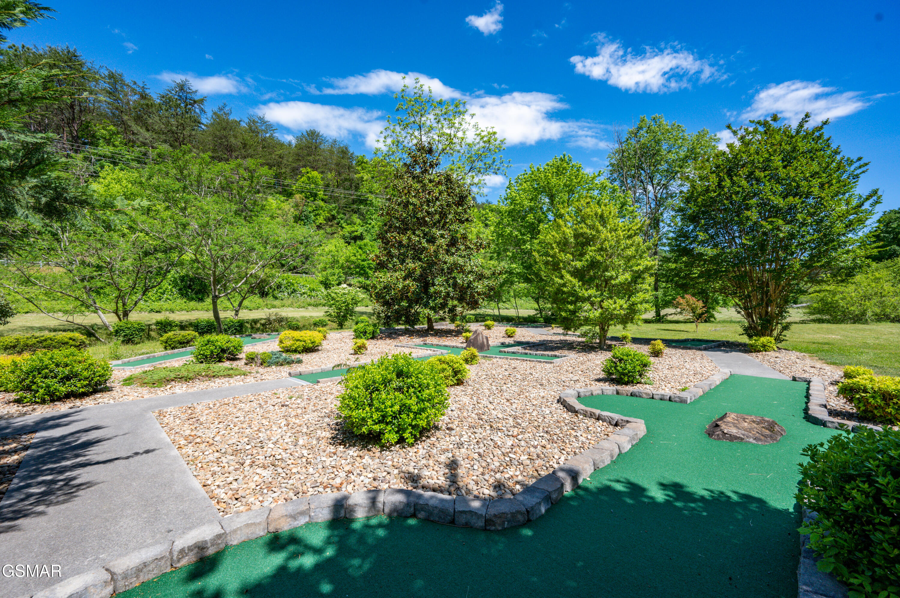 1808 Panther Path Way Sevierville TN 37876