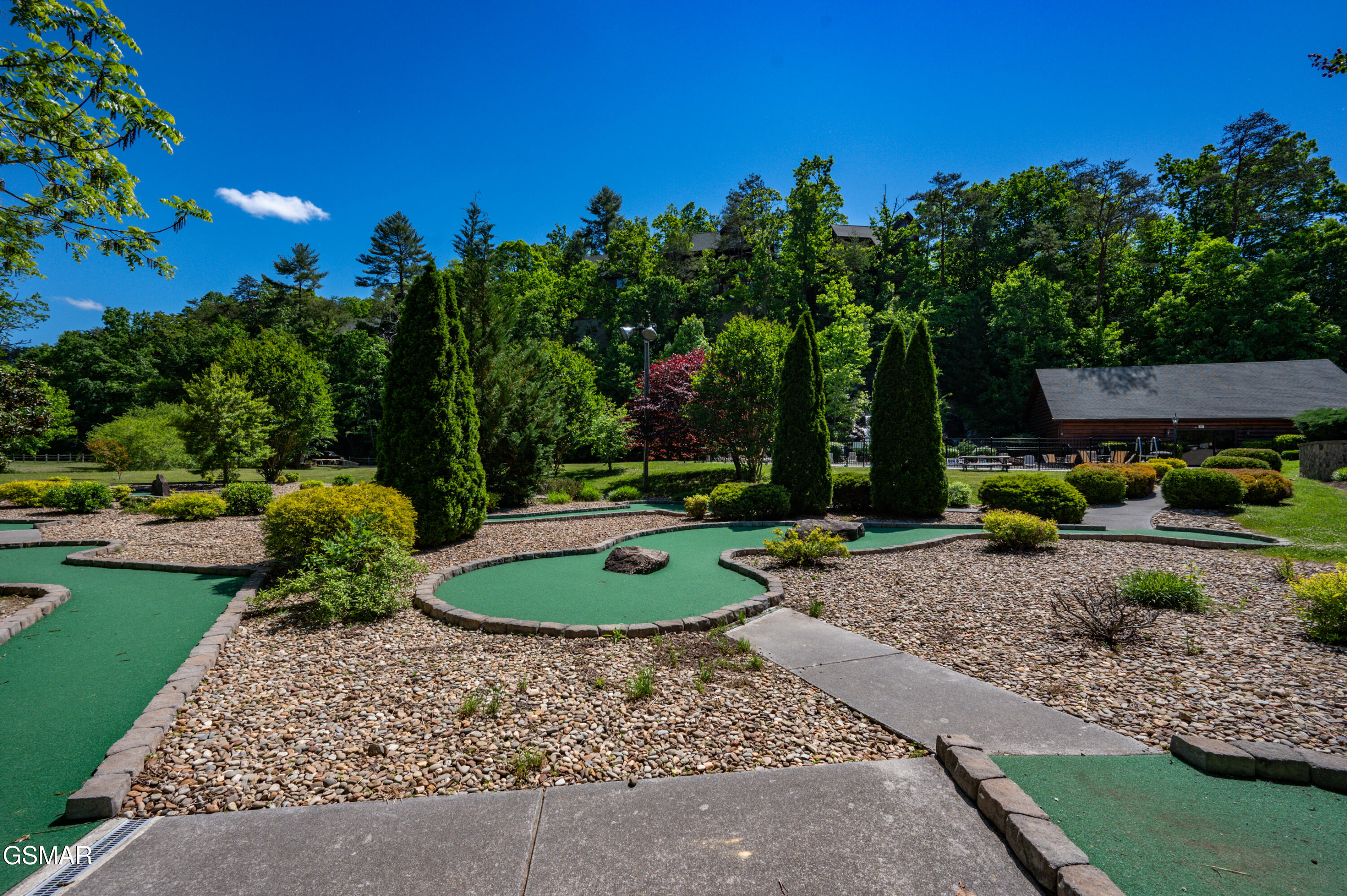 1808 Panther Path Way Sevierville TN 37876