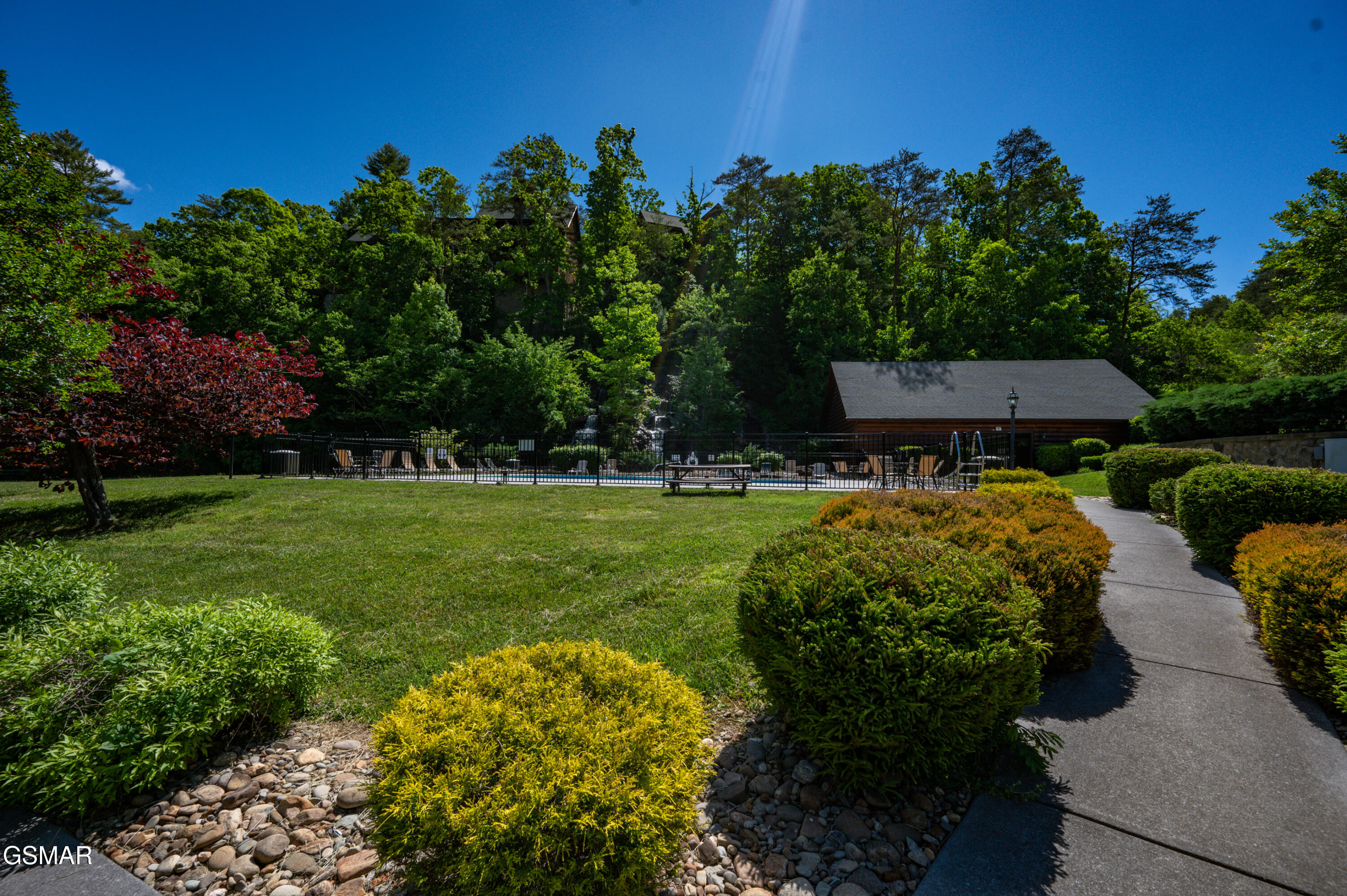 1808 Panther Path Way Sevierville TN 37876