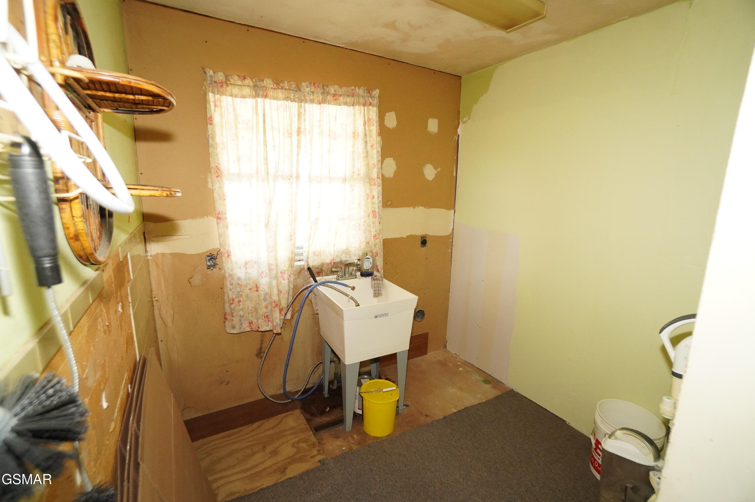 680 Hale Brook Road Newport TN 37821