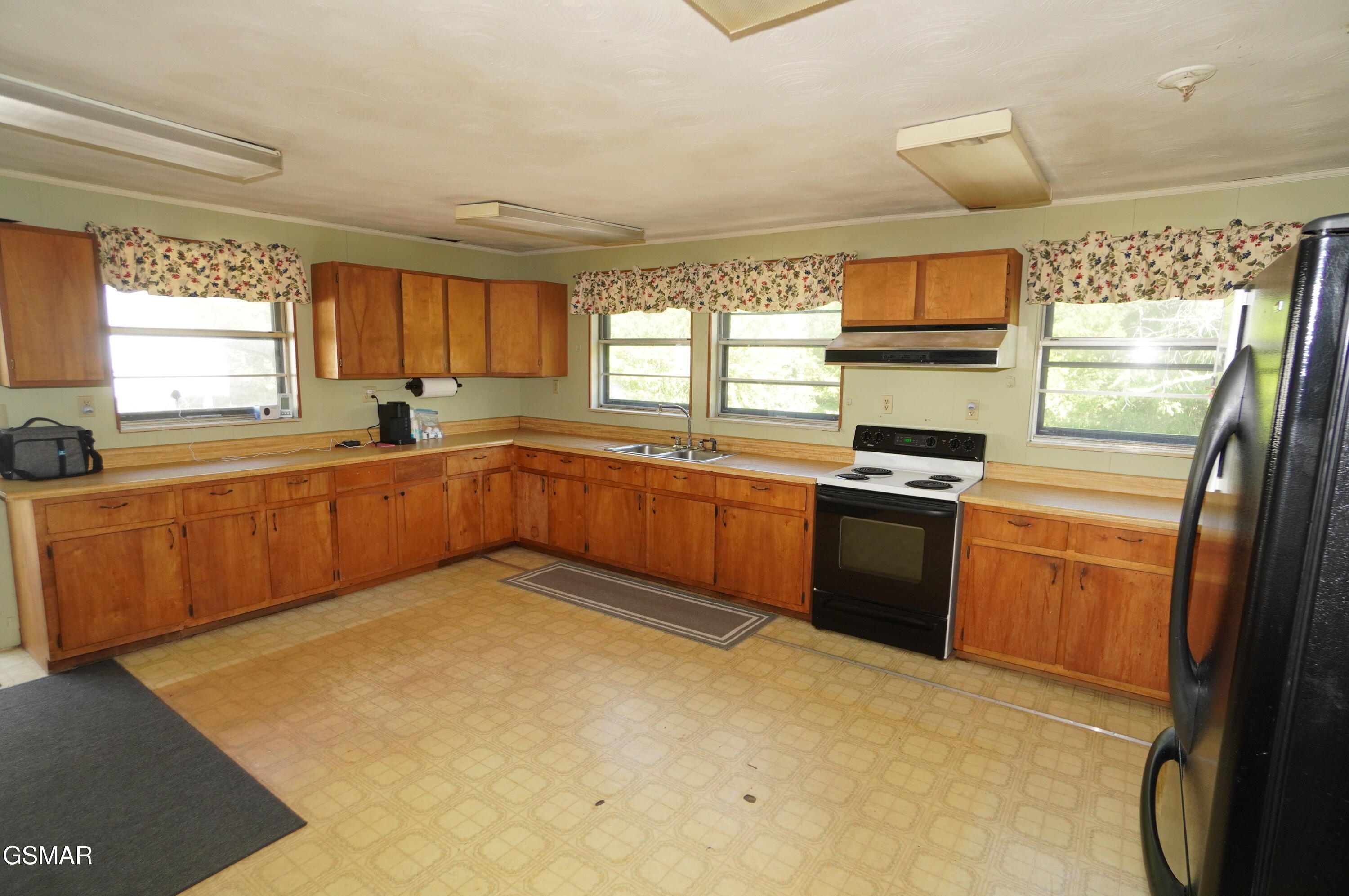 680 Hale Brook Road Newport TN 37821