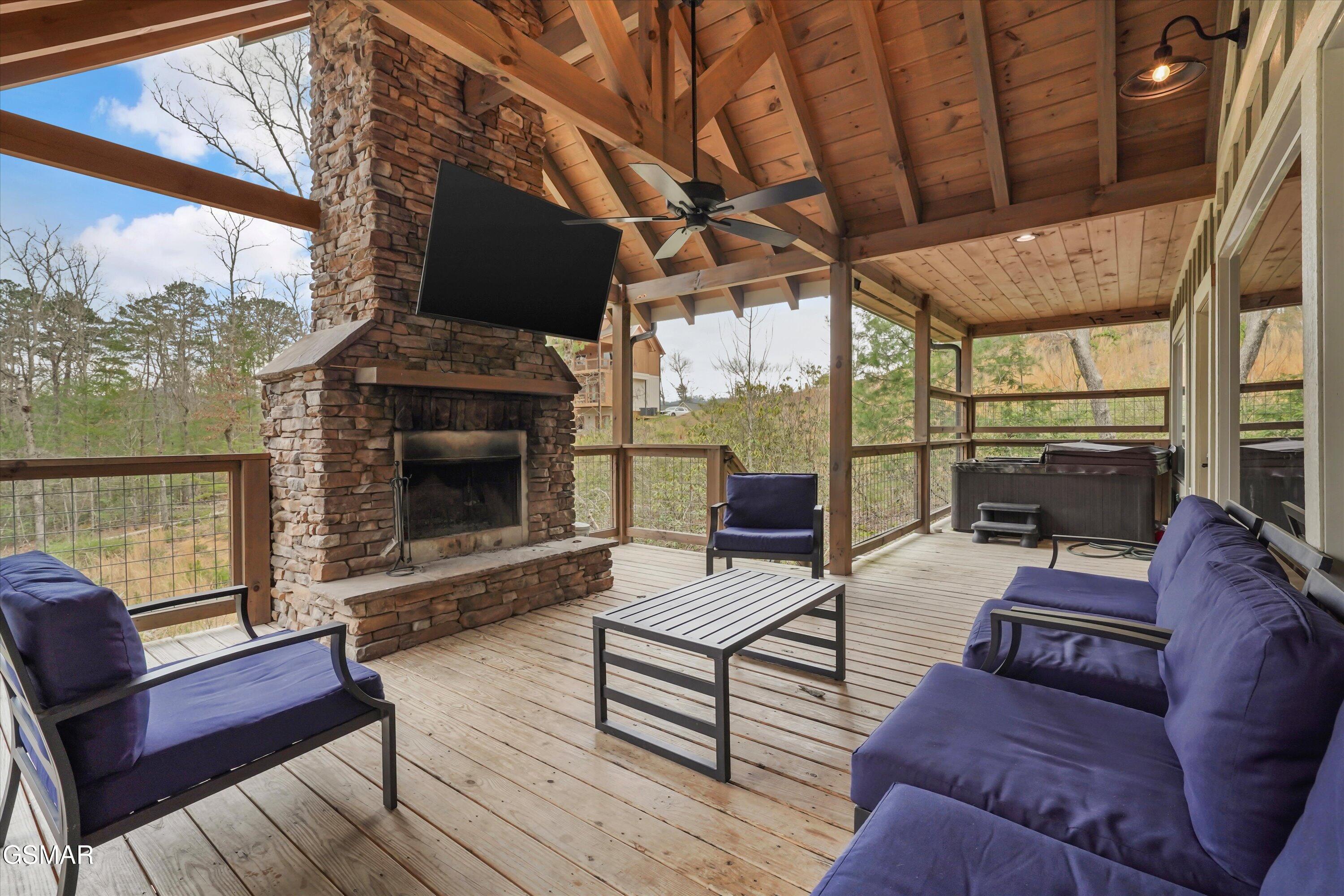 3831 Revetta Circle Sevierville TN 37862