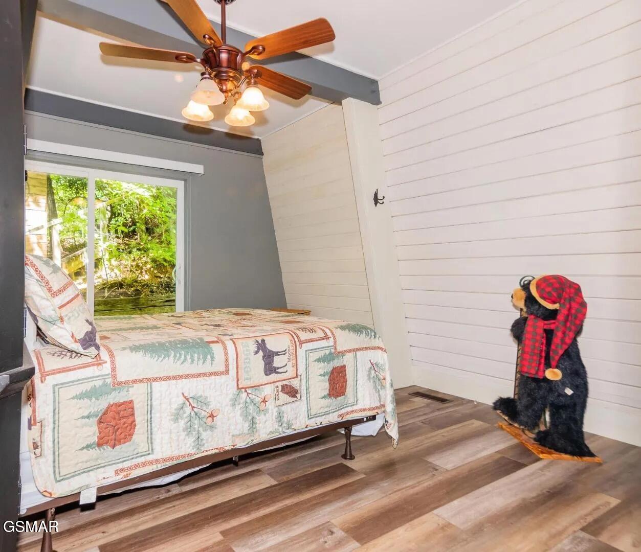 1116 Alpenrose Drive Gatlinburg TN 37738