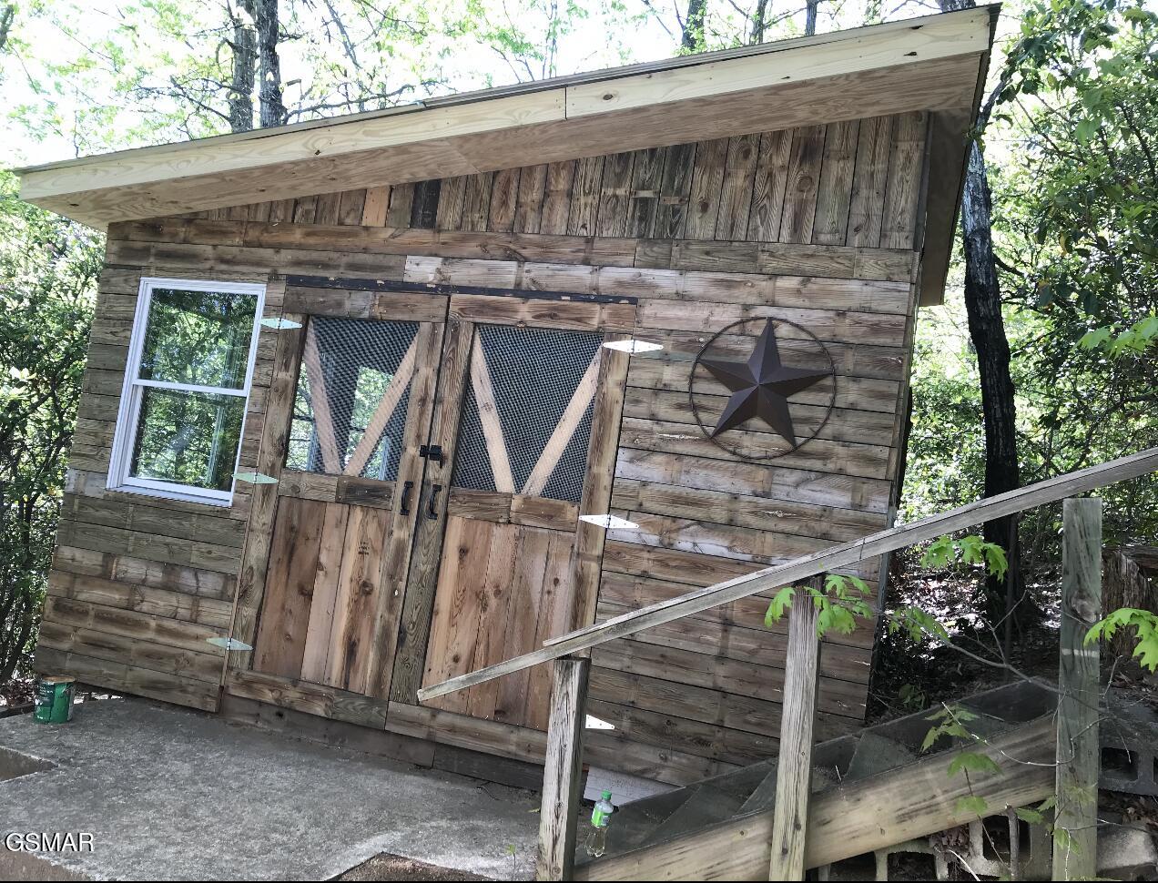 1116 Alpenrose Drive Gatlinburg TN 37738
