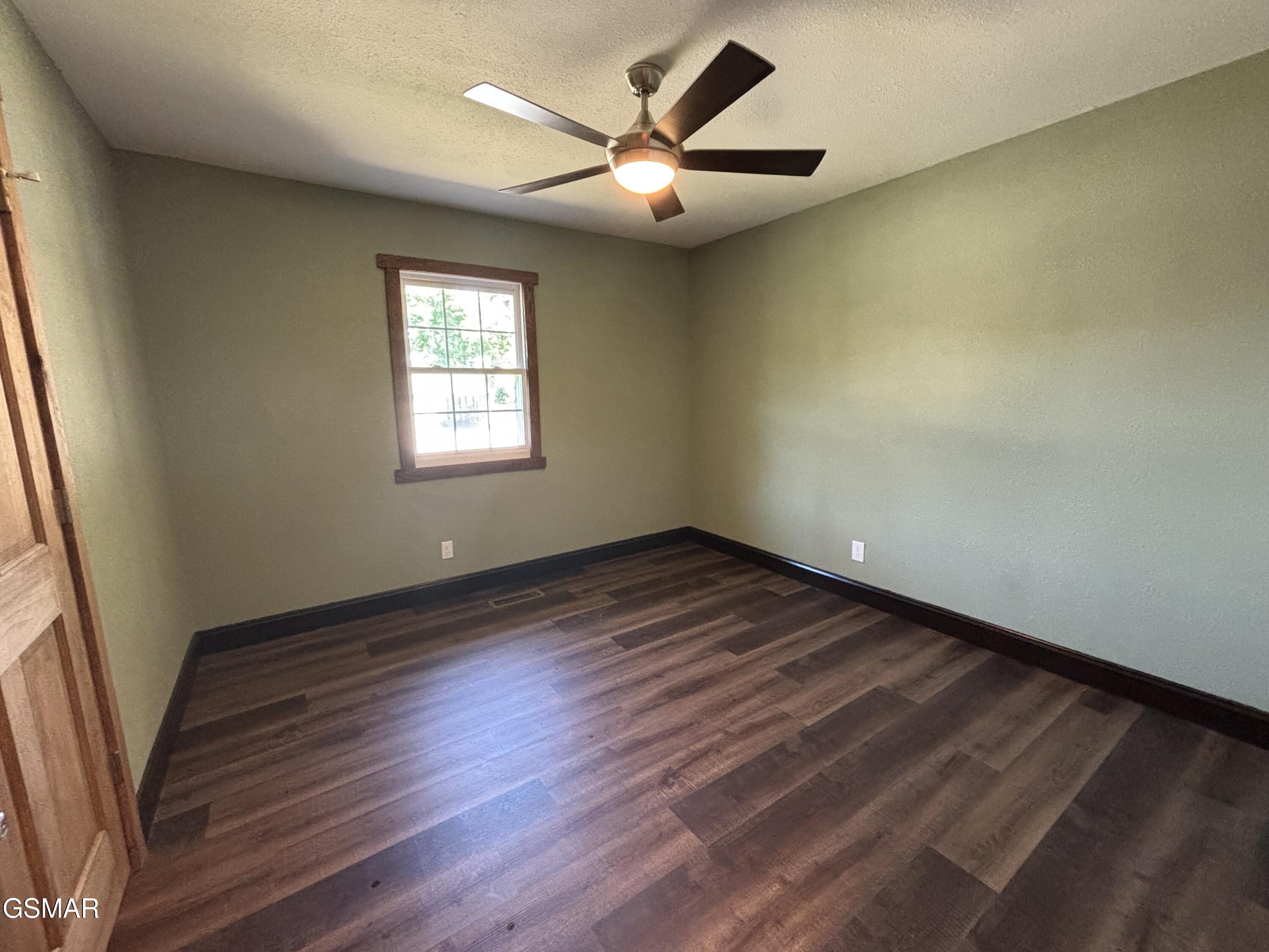 709 8th Street Newport TN 37821