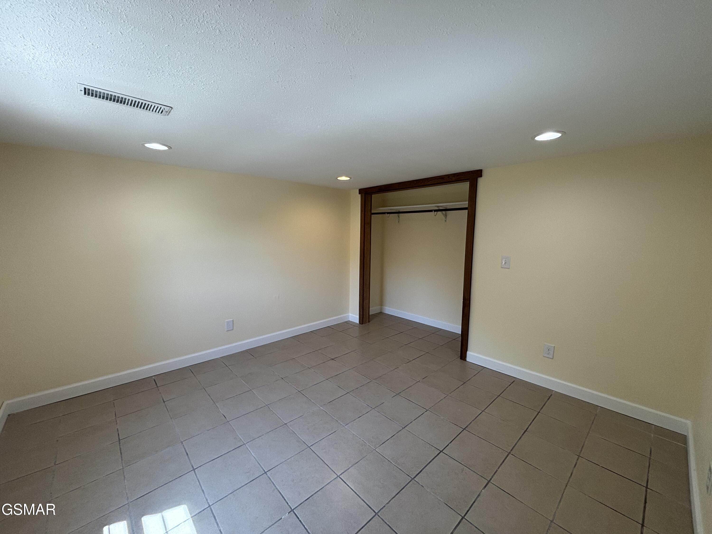 709 8th Street Newport TN 37821