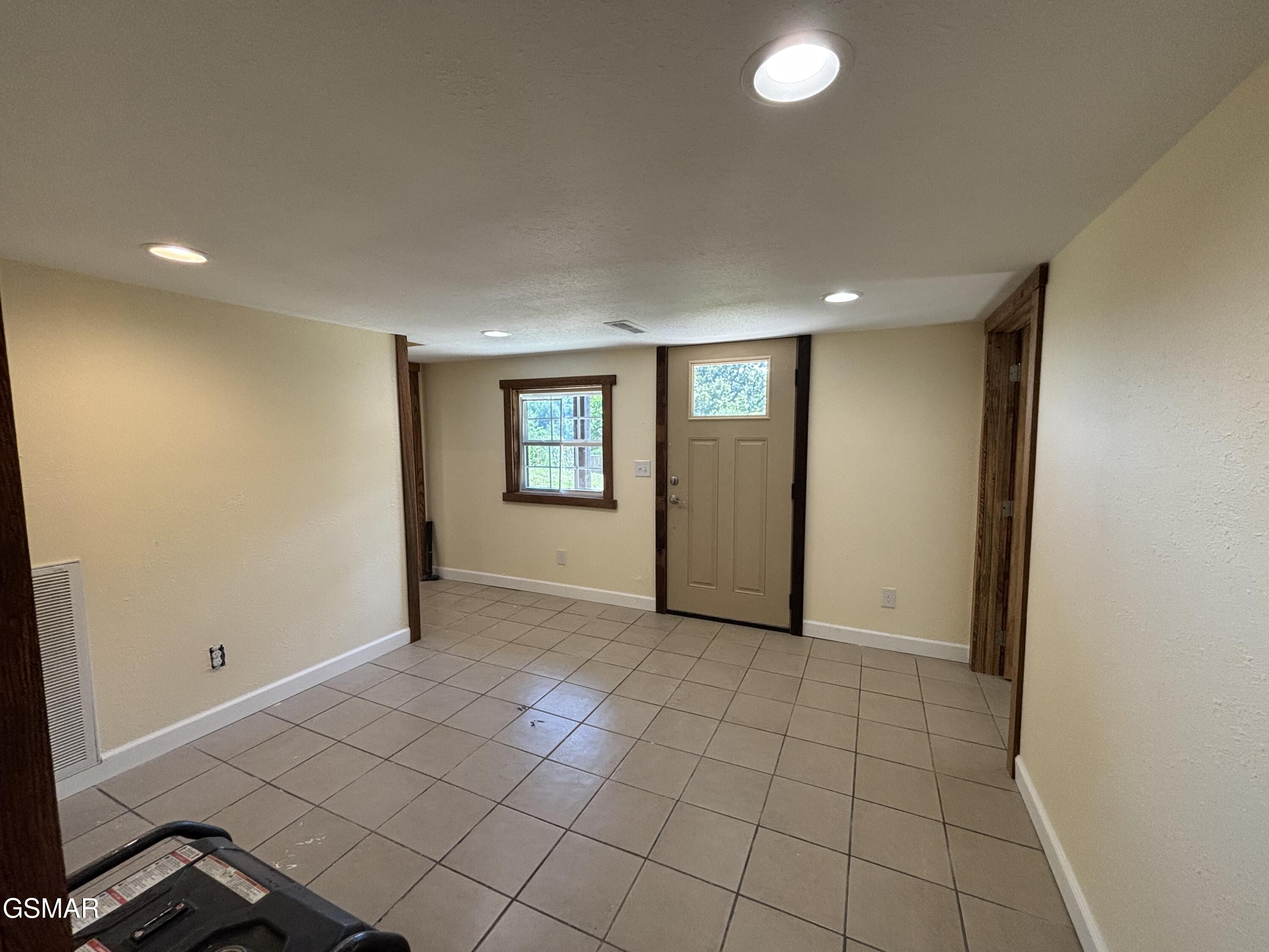 709 8th Street Newport TN 37821