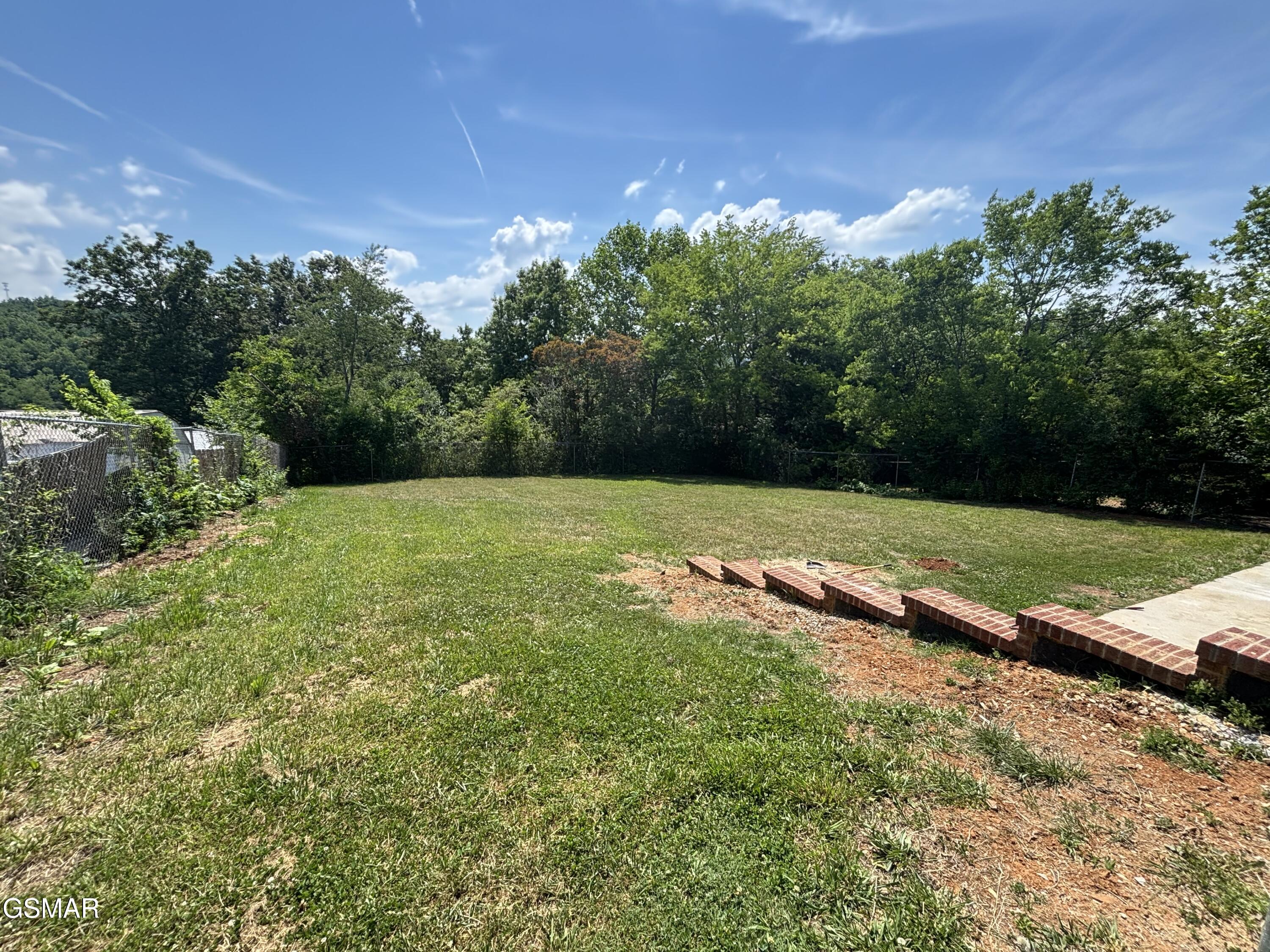 709 8th Street Newport TN 37821