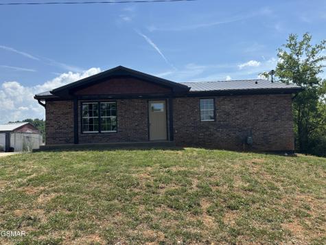 709 8TH Street Newport TN 37821