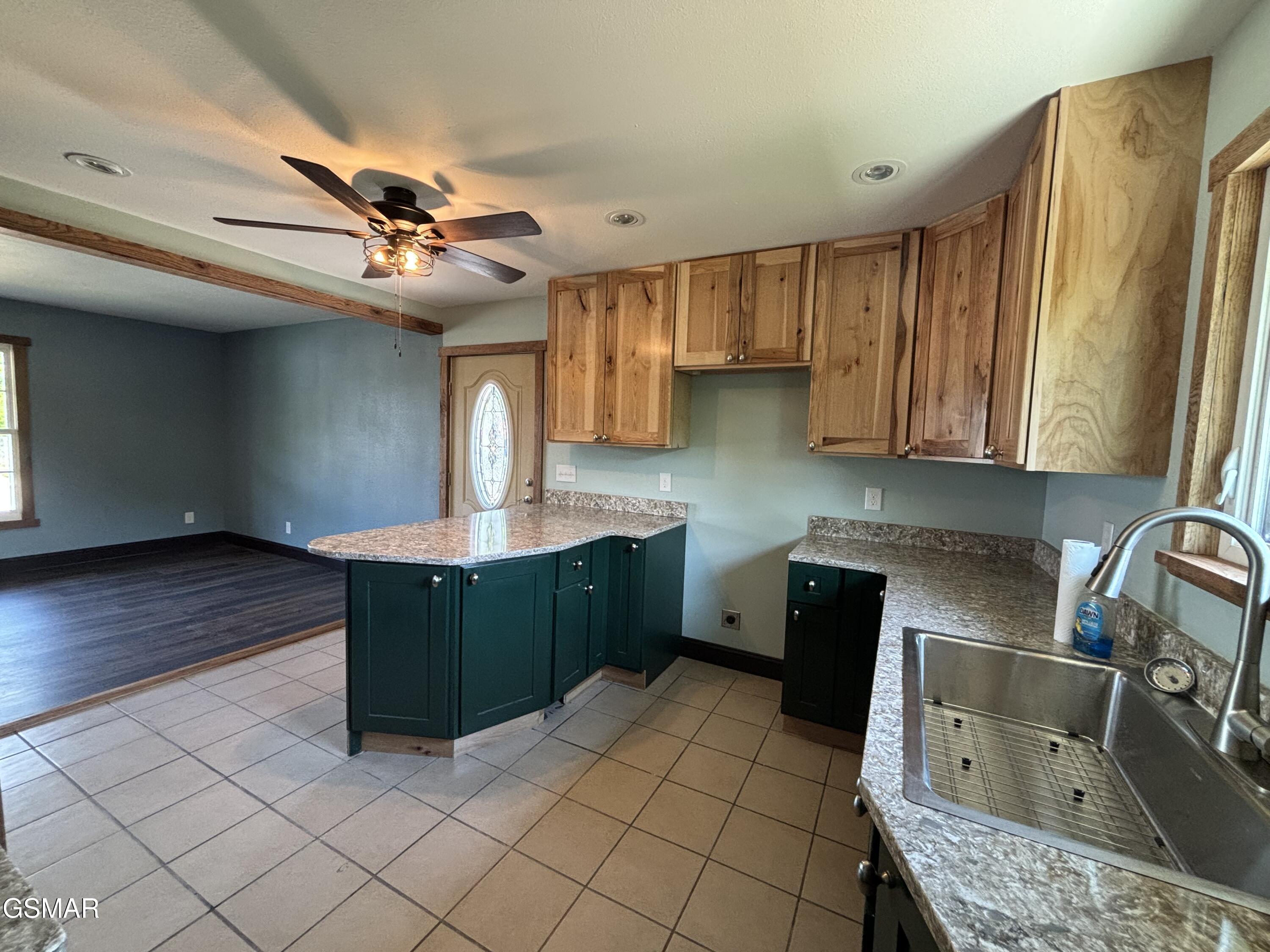 709 8th Street Newport TN 37821