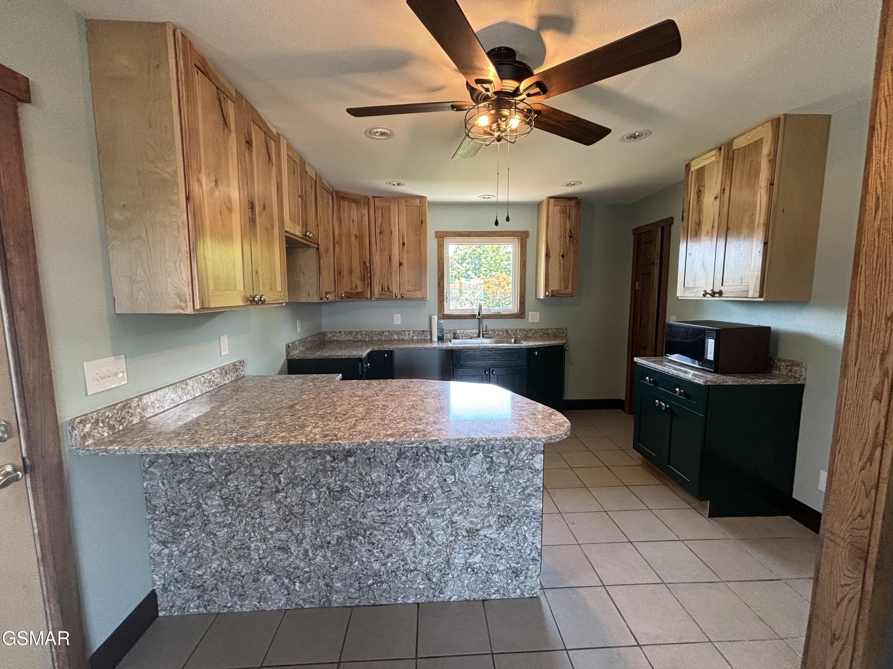 709 8th Street Newport TN 37821