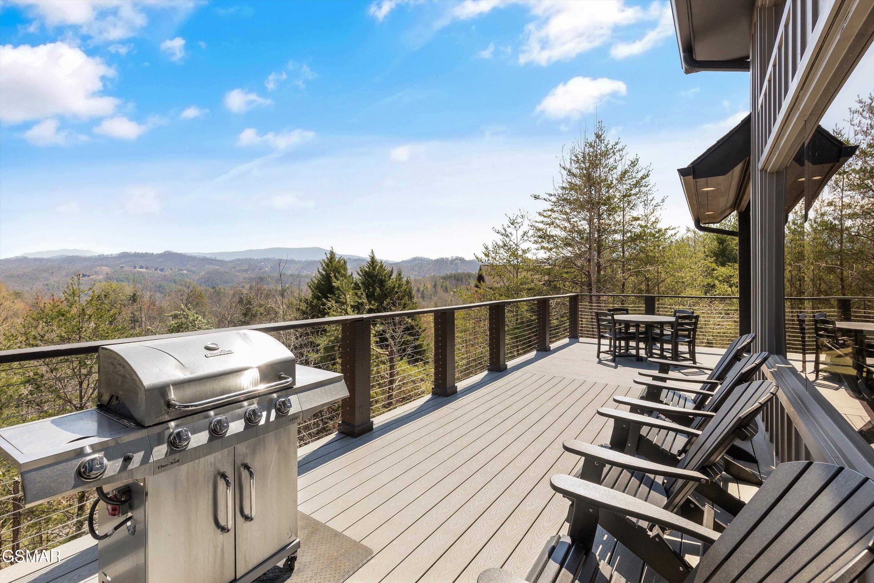 2342 Smoky Vista Way Sevierville TN 37862