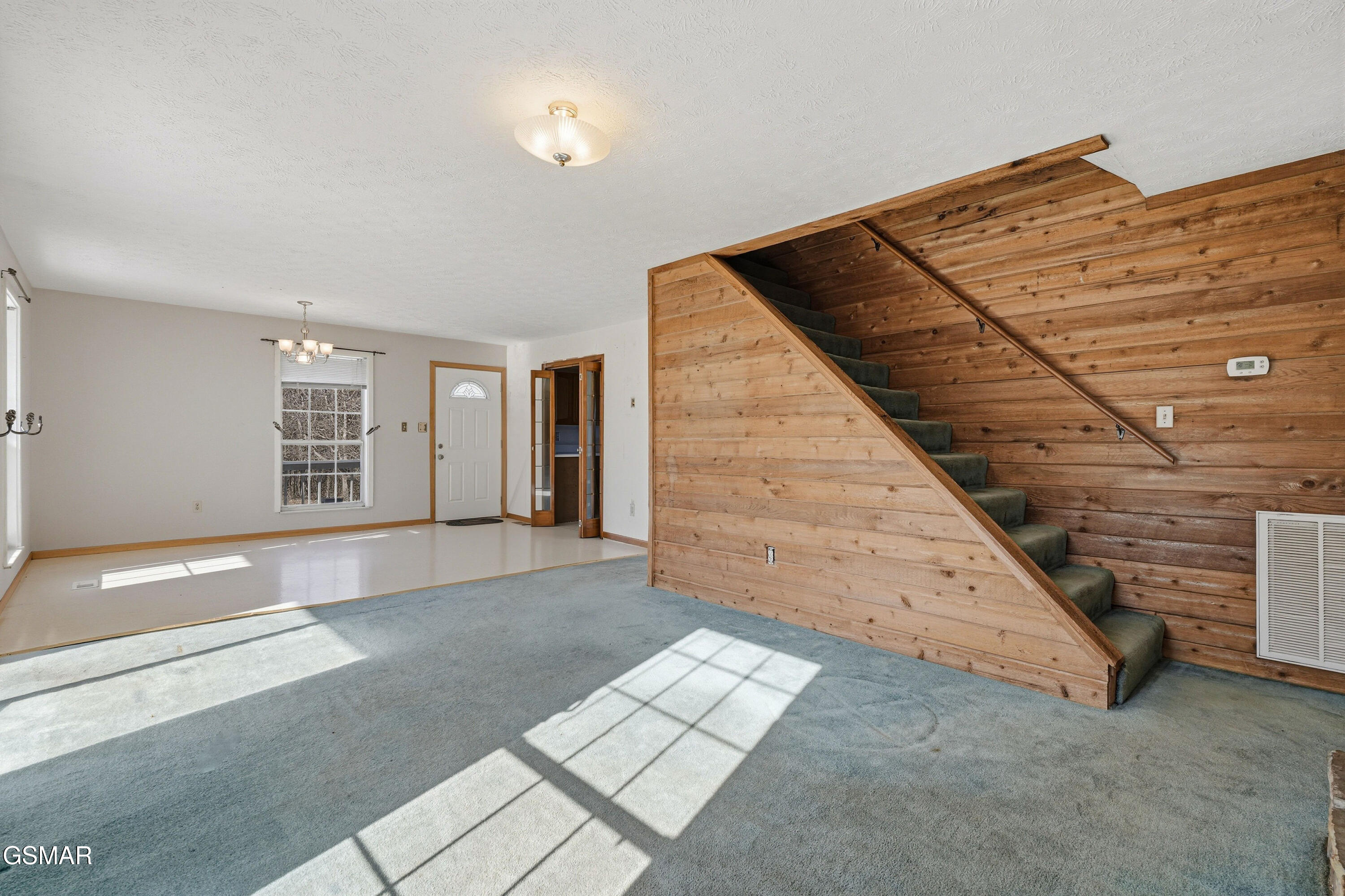 2821 Burnett Drive Kodak TN 37764