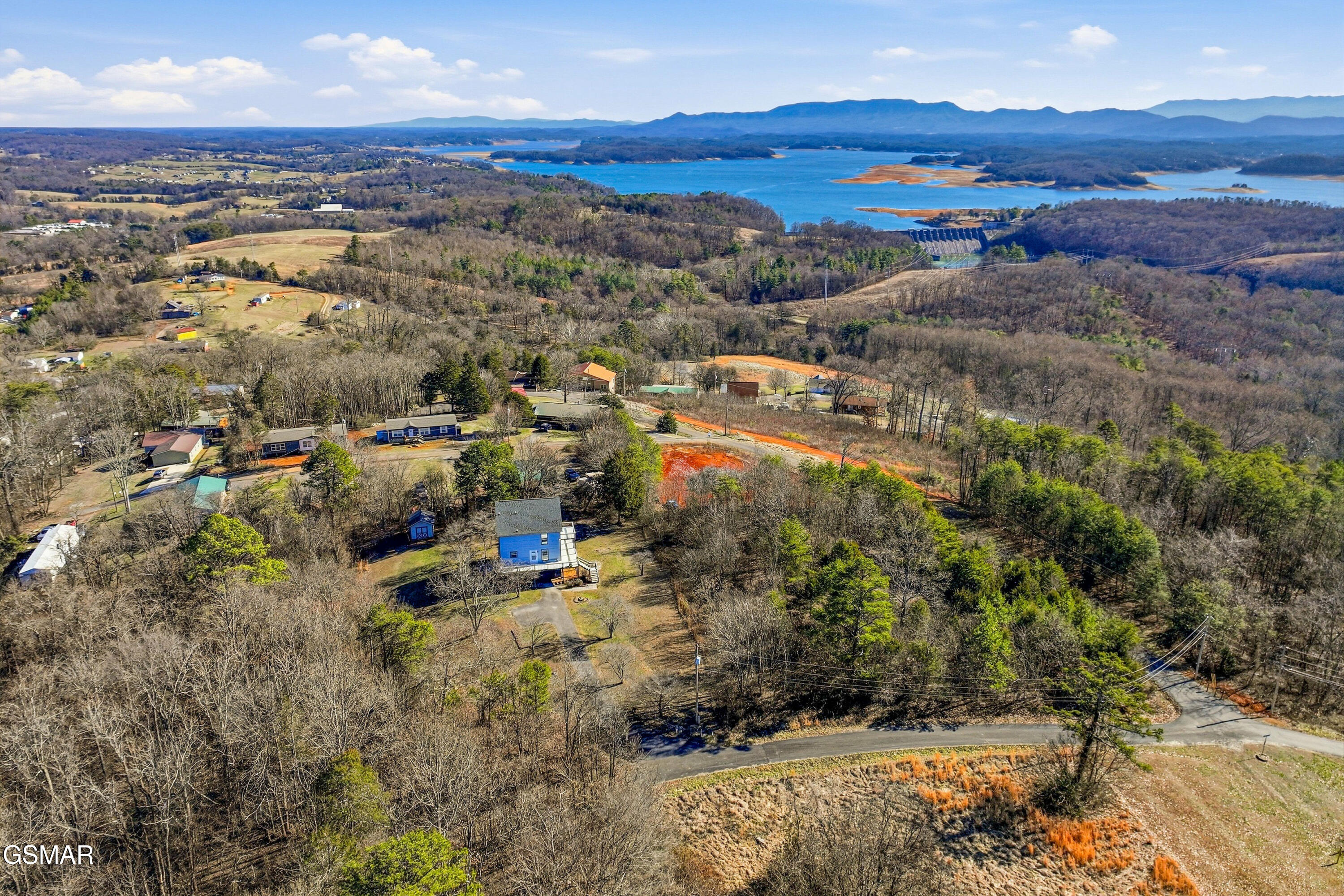 2821 Burnett Drive Kodak TN 37764