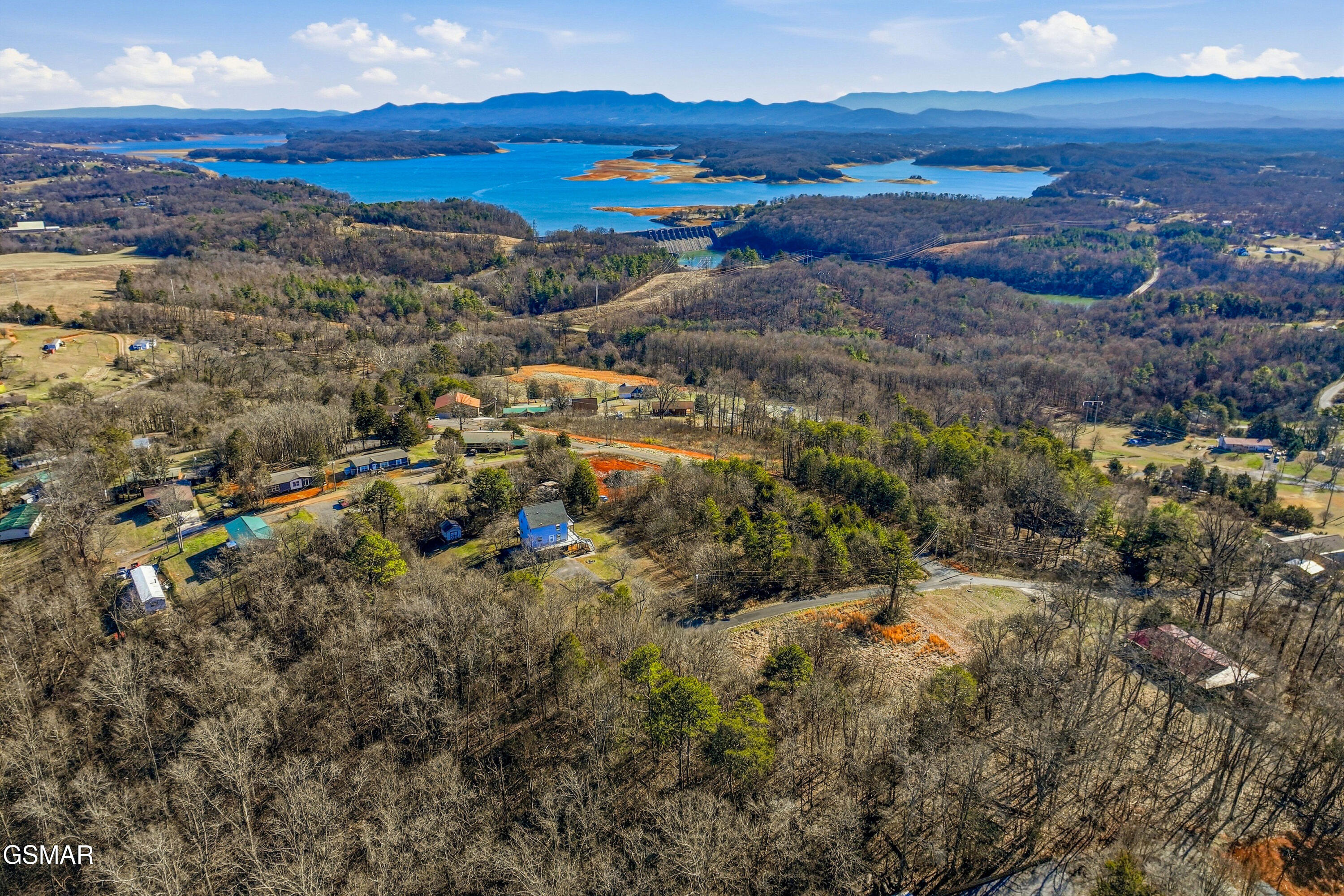 2821 Burnett Drive Kodak TN 37764