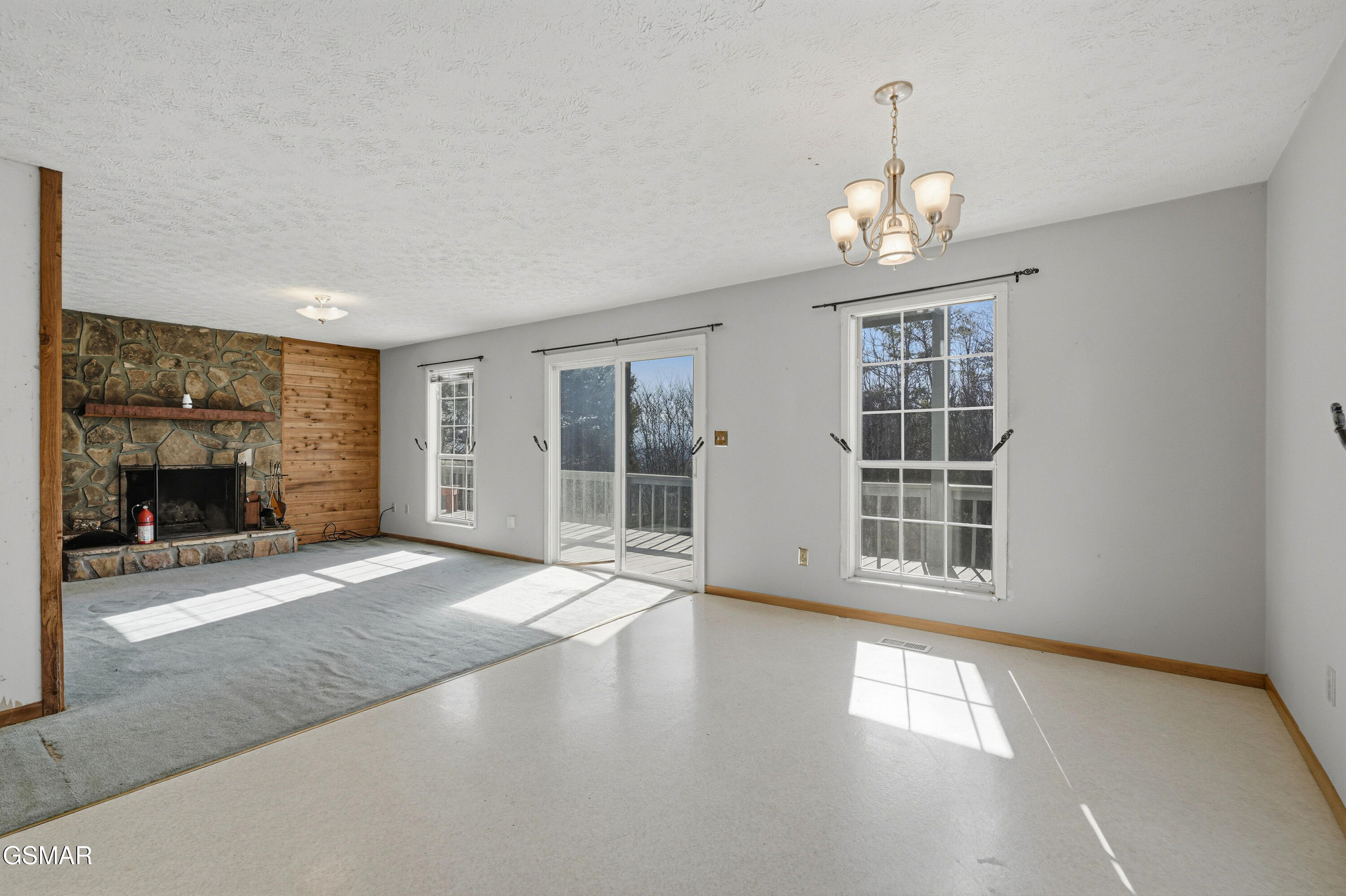 2821 Burnett Drive Kodak TN 37764