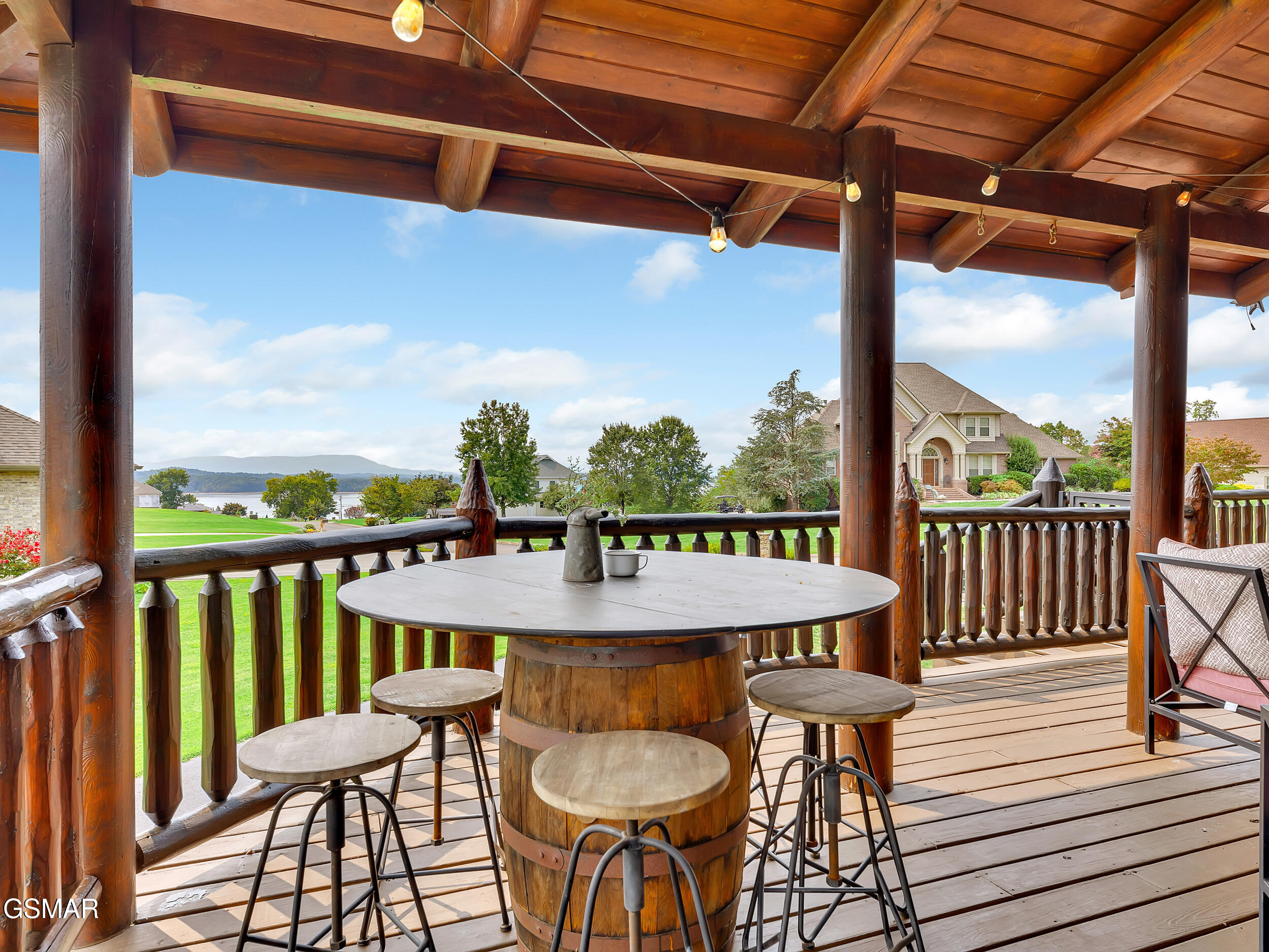 838 Pinnacle Drive Dandridge TN 37725