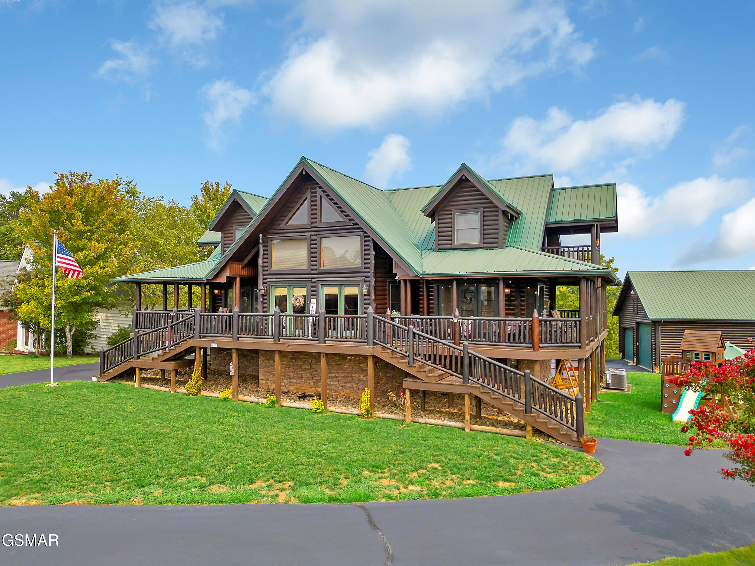 838 Pinnacle Drive Dandridge TN 37725