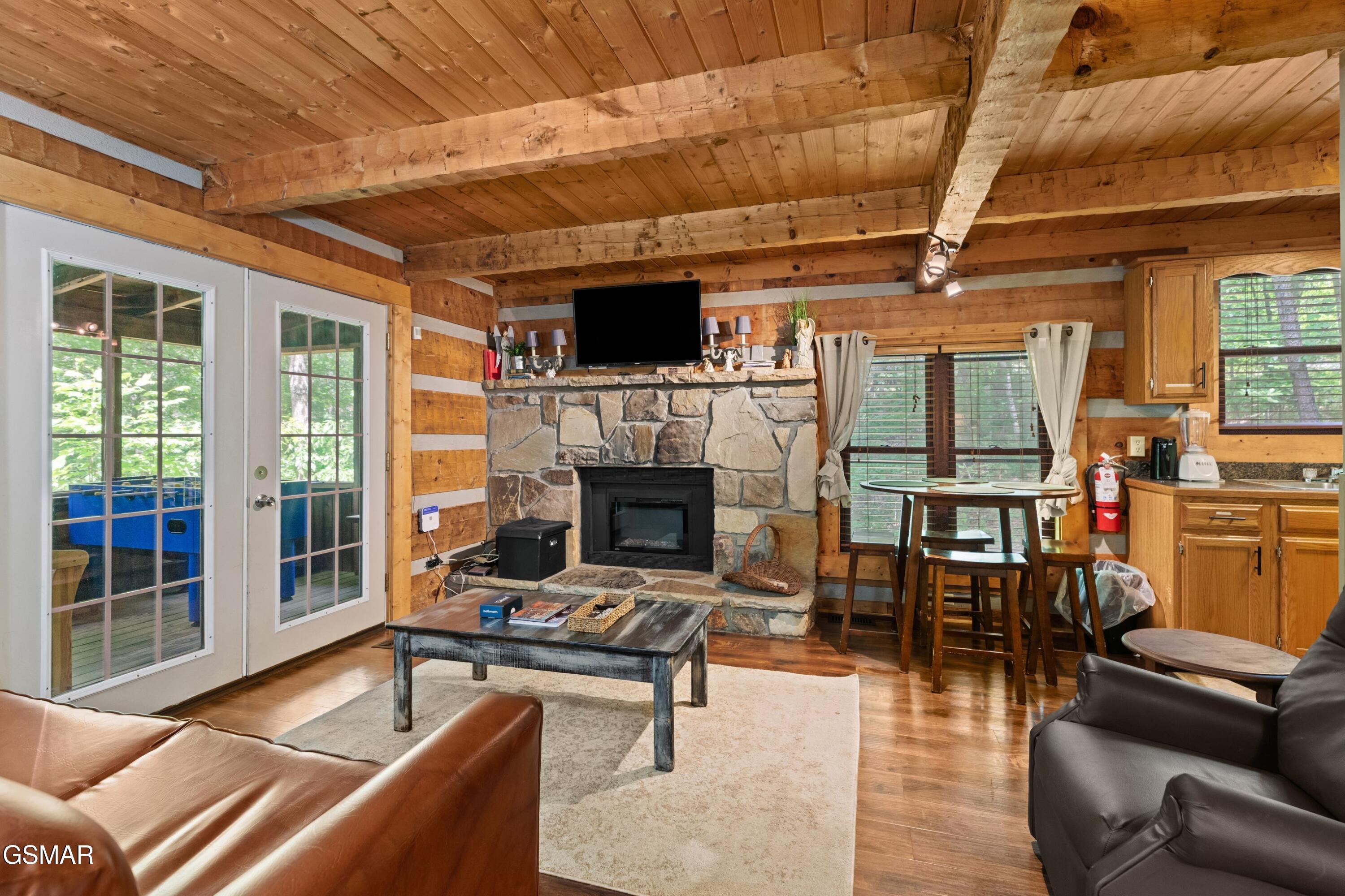 1737 Blue Ridge Road Sevierville TN 37876