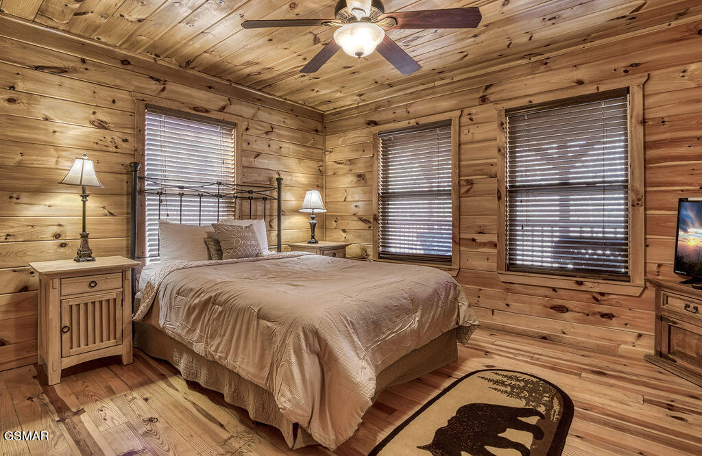 2810 Teaberry Hill Way Sevierville TN 37862