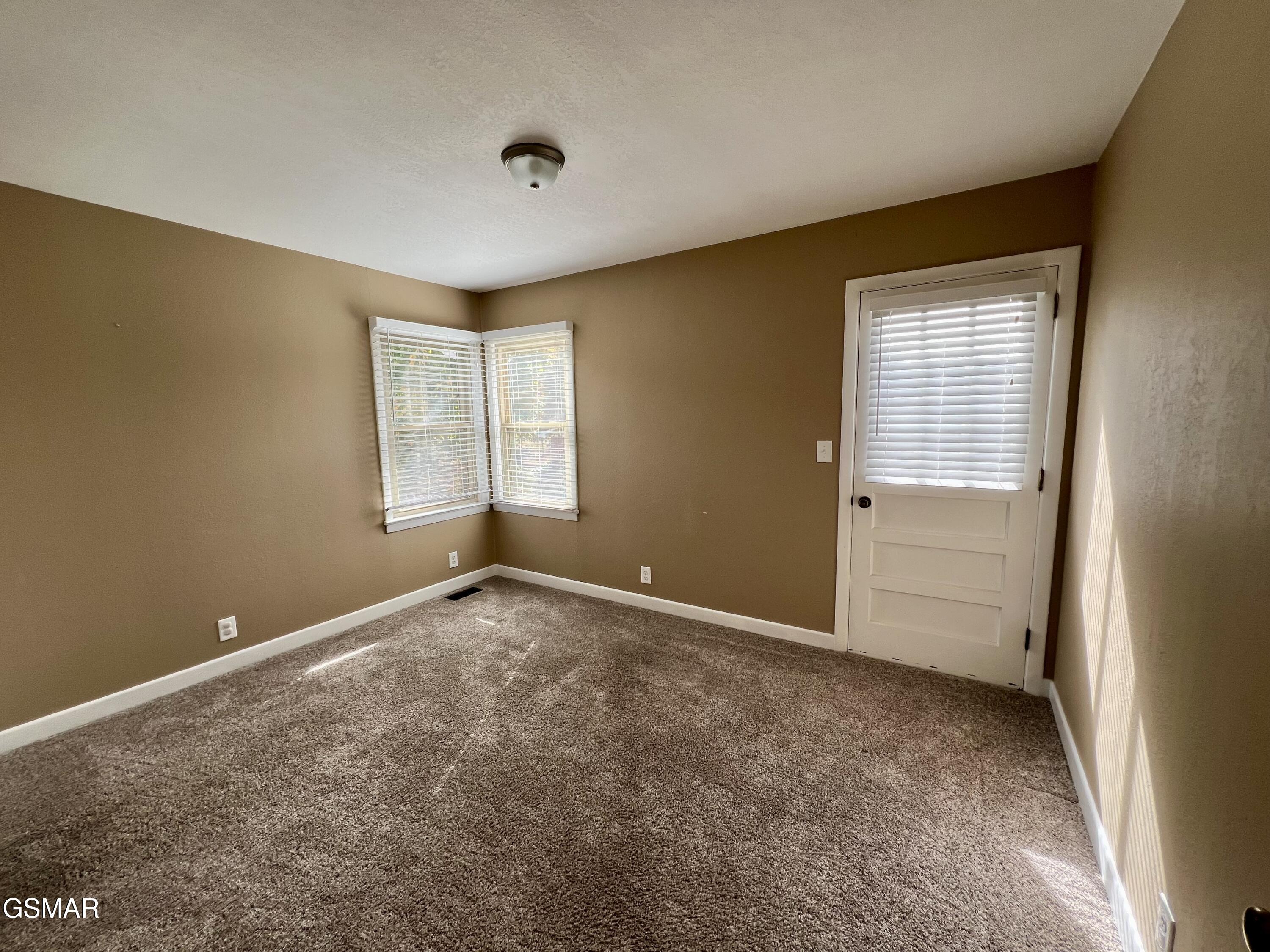 1588 Meadow Lane Circle Morristown TN 37813