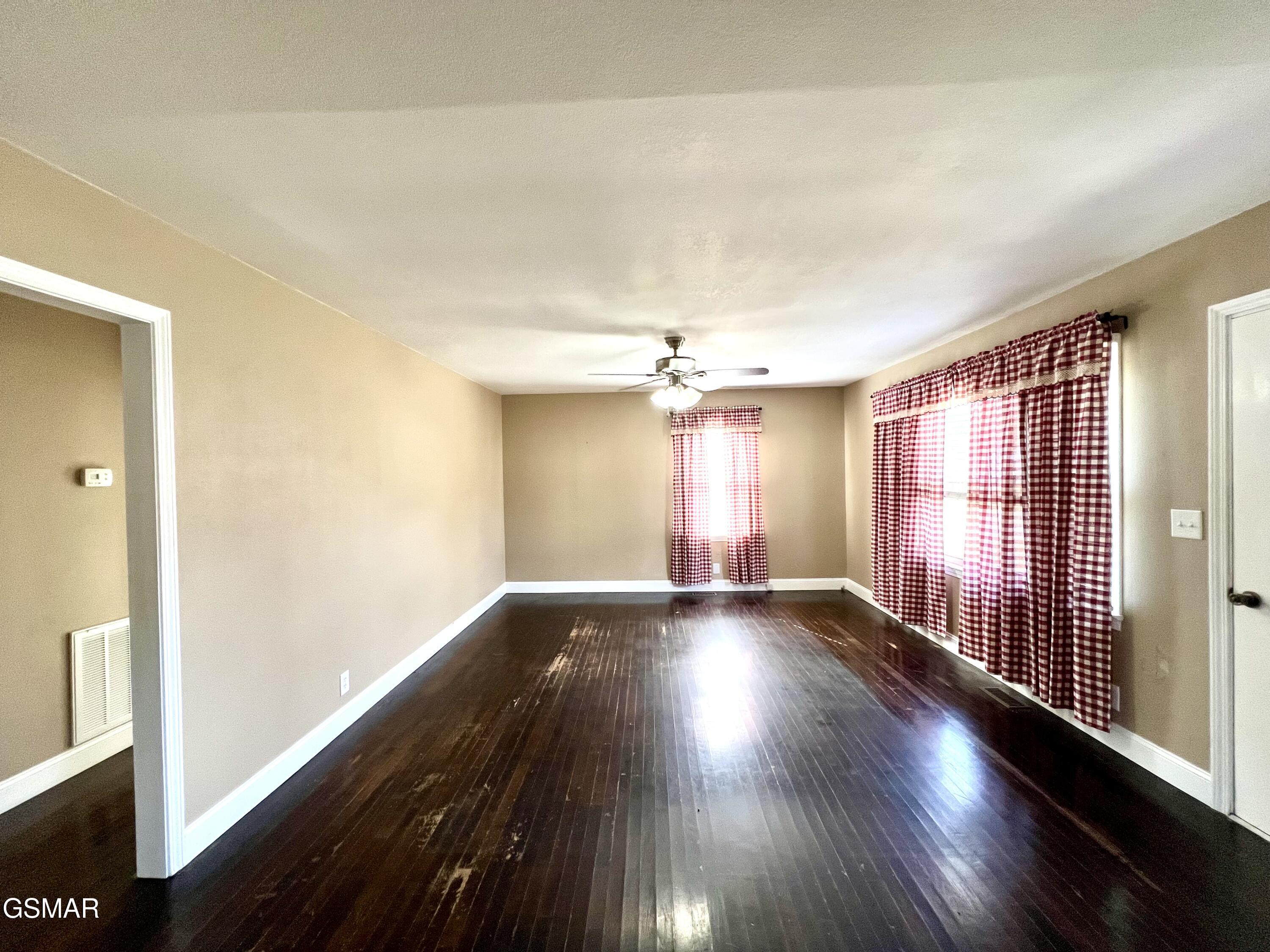 1588 Meadow Lane Circle Morristown TN 37813