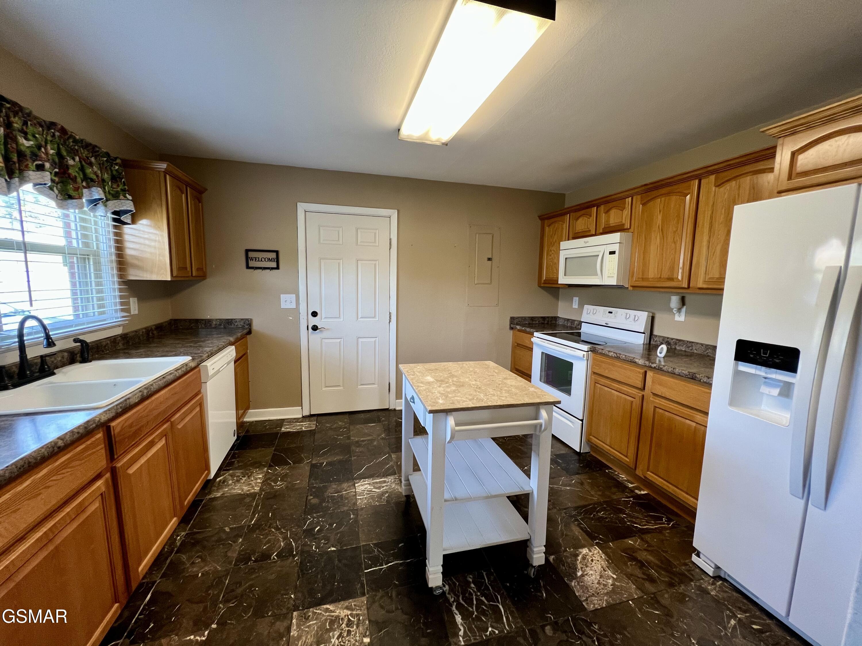 1588 Meadow Lane Circle Morristown TN 37813