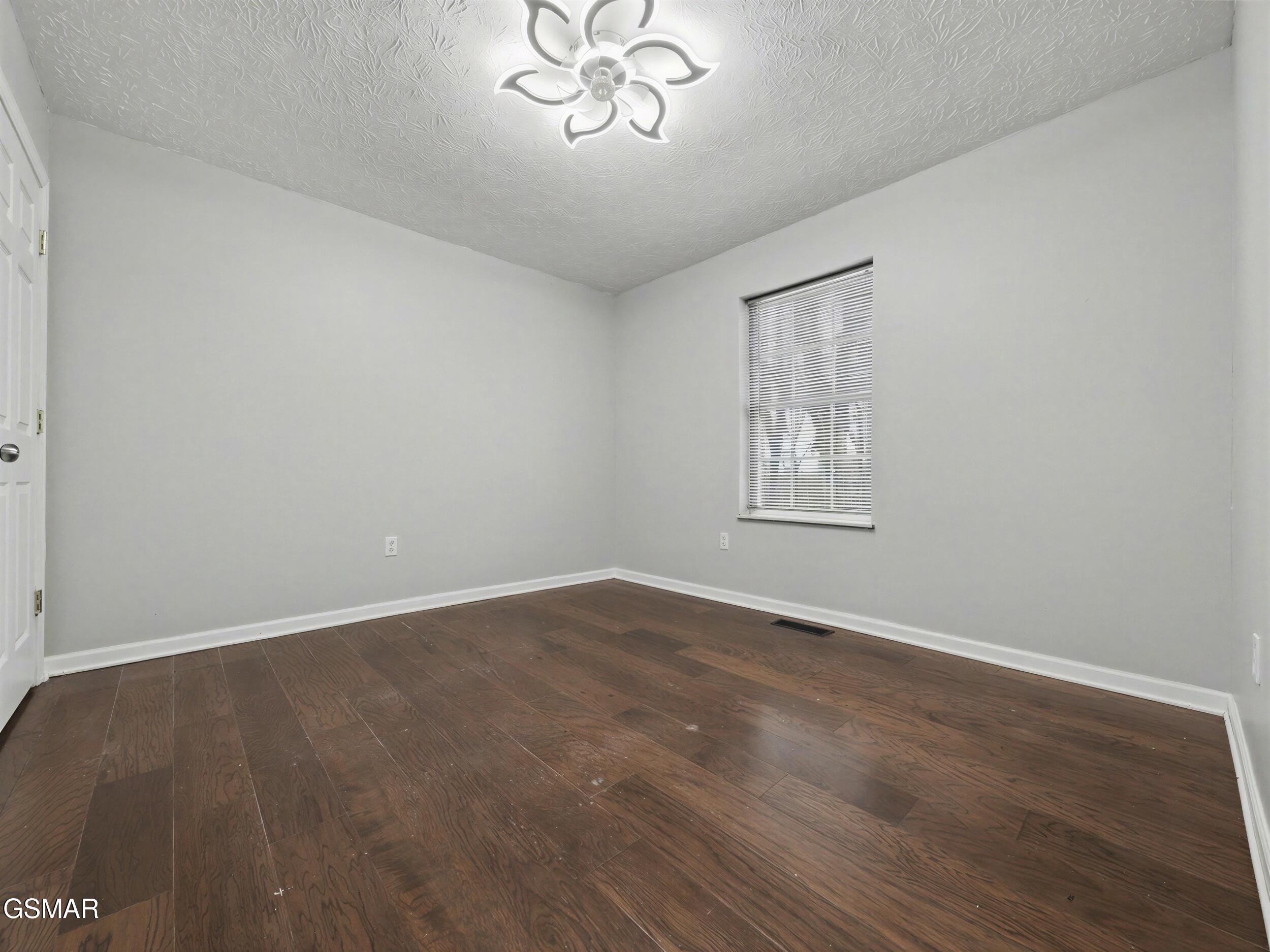 1916 Big Chiefs Skyview Drive Sevierville TN 37876