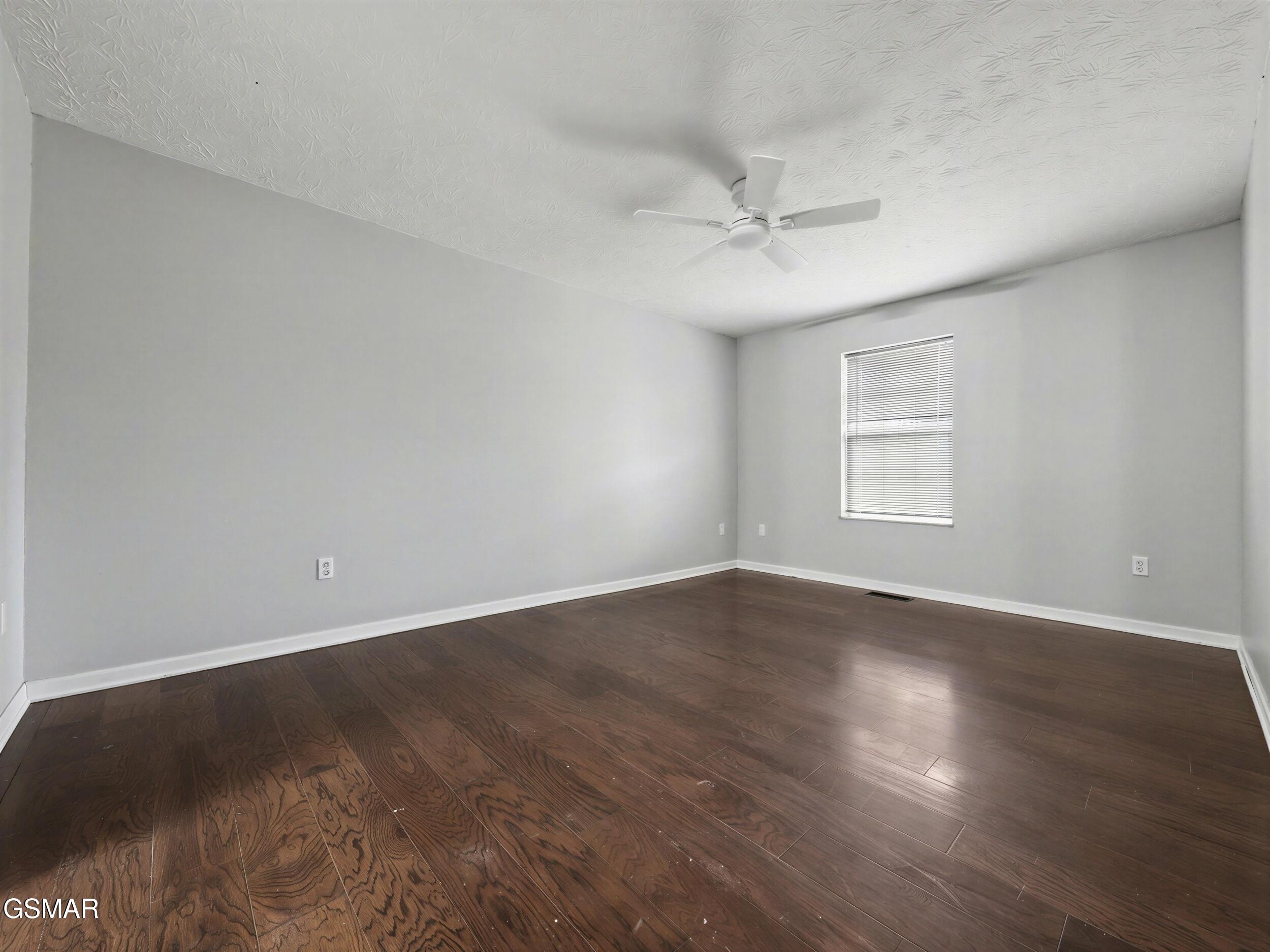 1916 Big Chiefs Skyview Drive Sevierville TN 37876