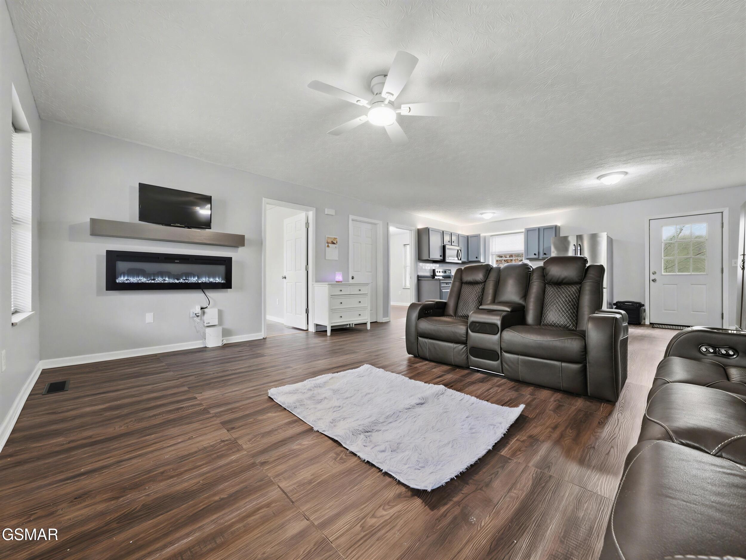 1916 Big Chiefs Skyview Drive Sevierville TN 37876