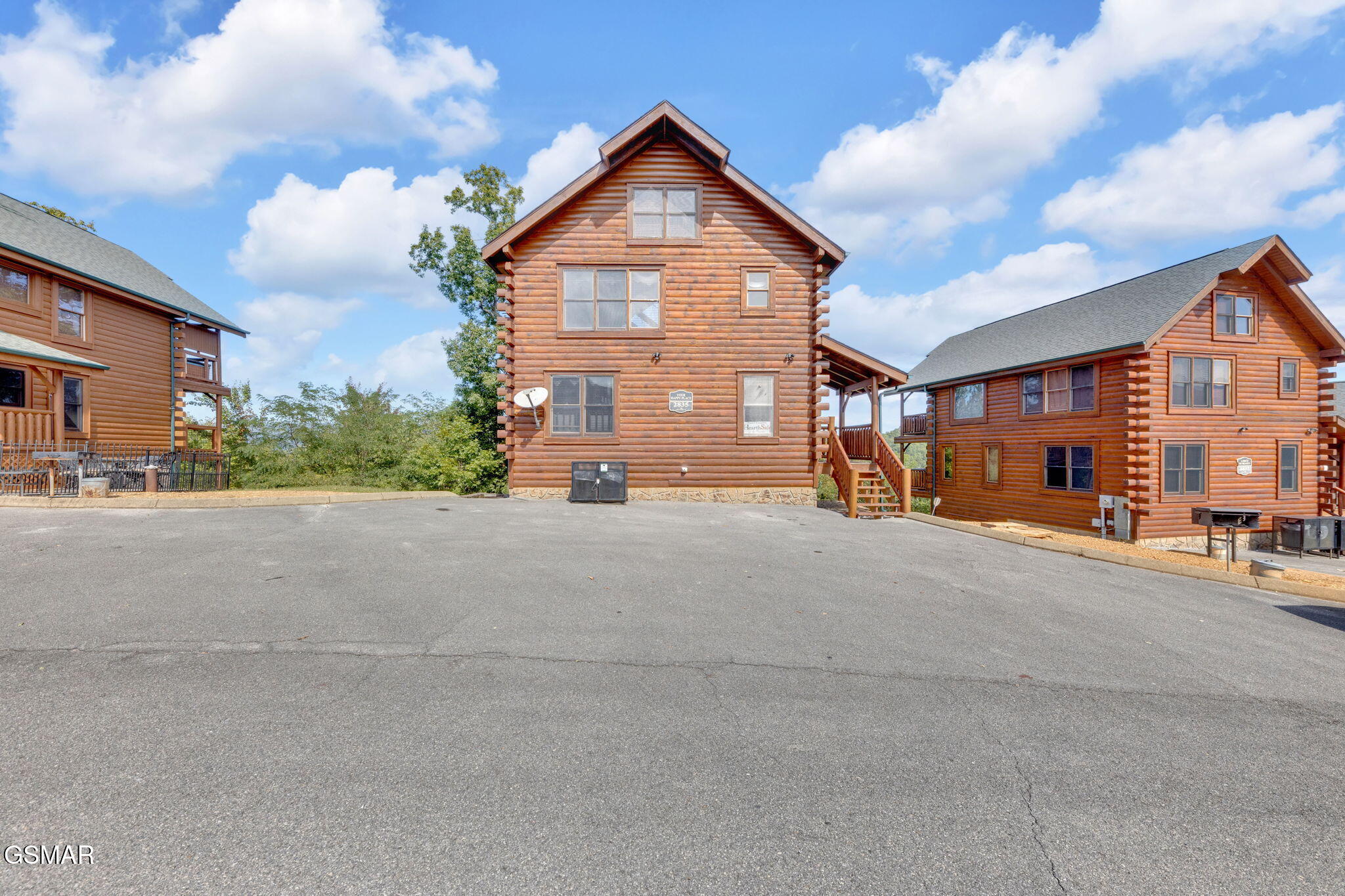 2835 White Oak Ridge Lane Sevierville TN 37862