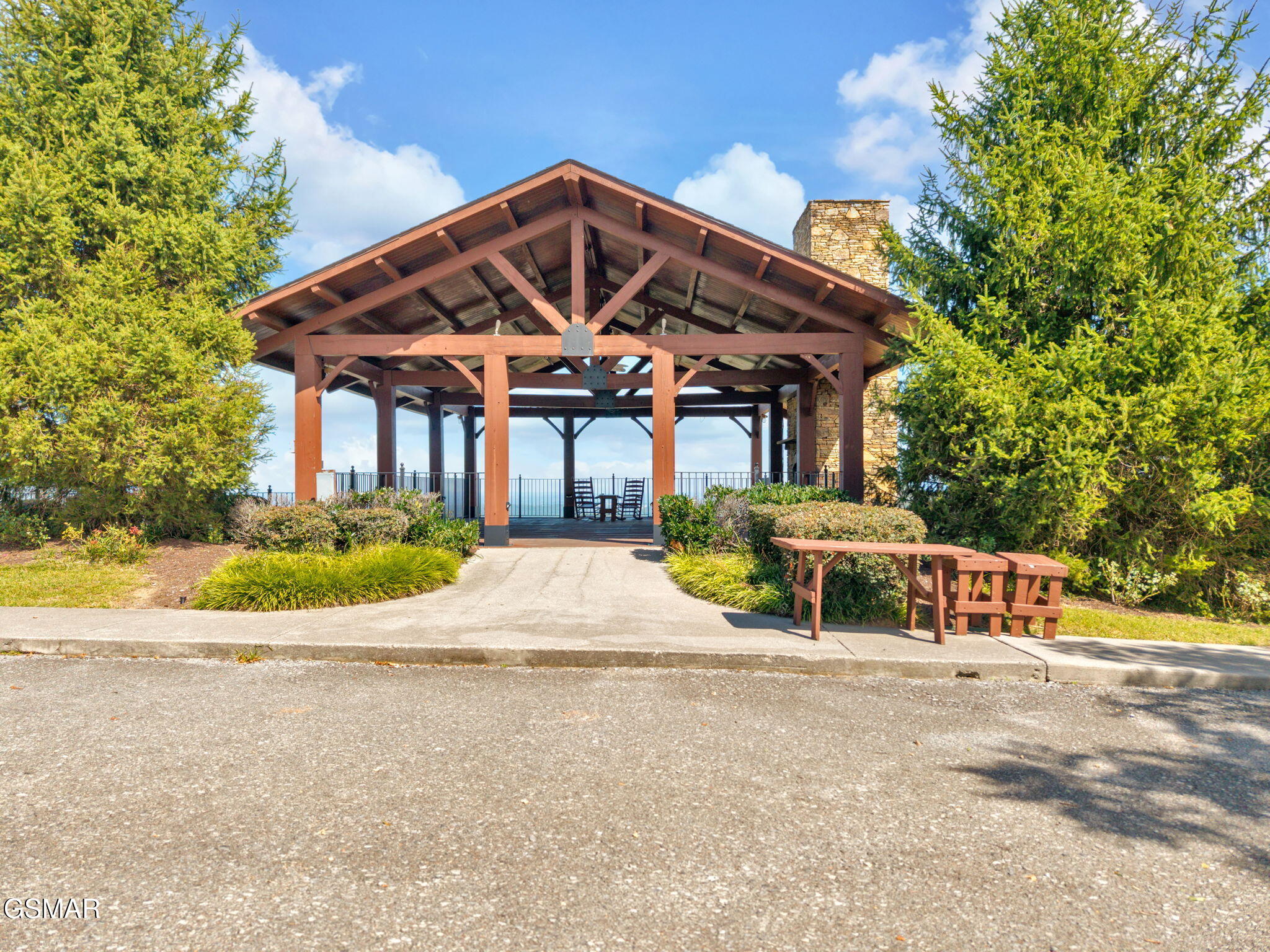 2835 White Oak Ridge Lane Sevierville TN 37862