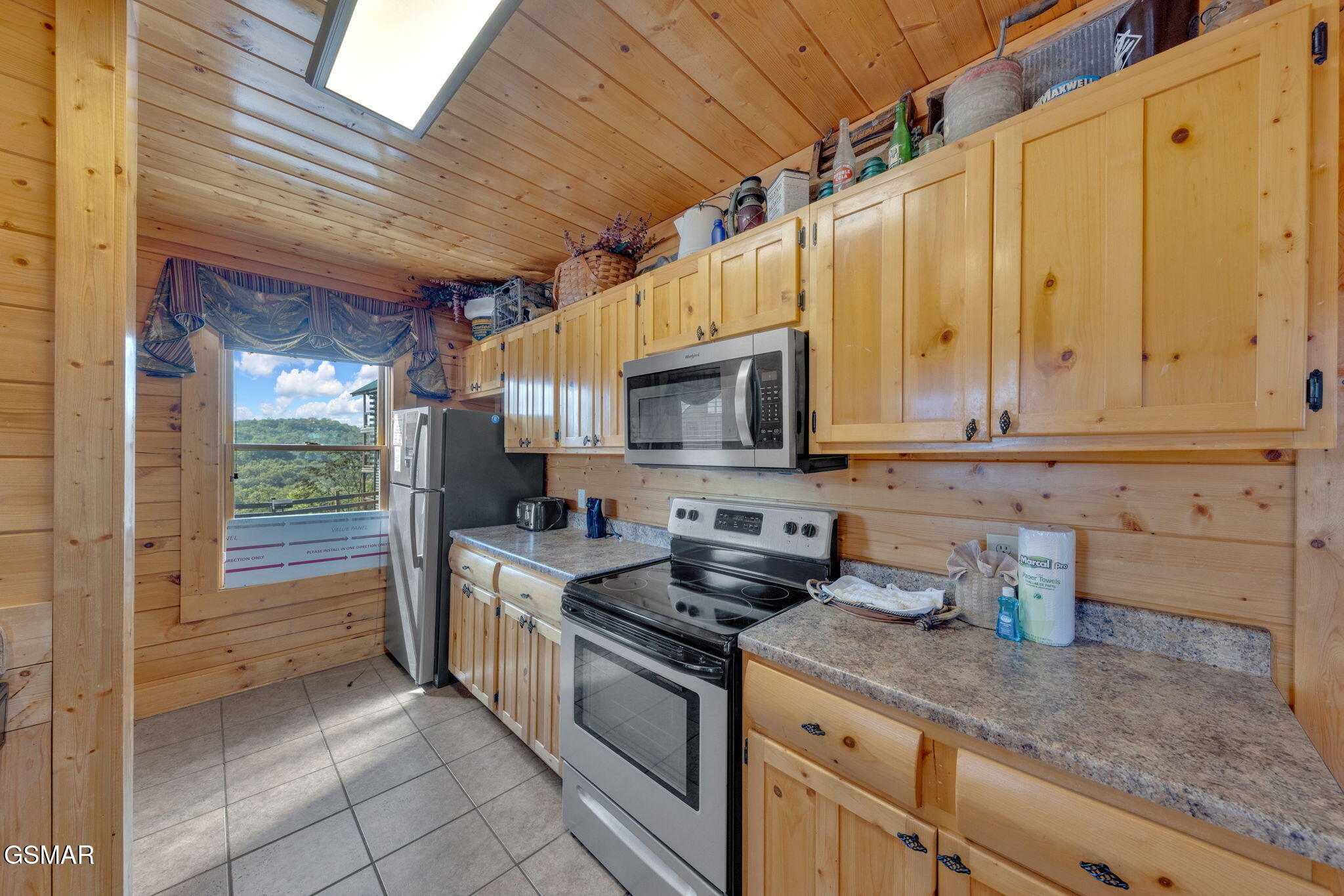 2835 White Oak Ridge Lane Sevierville TN 37862