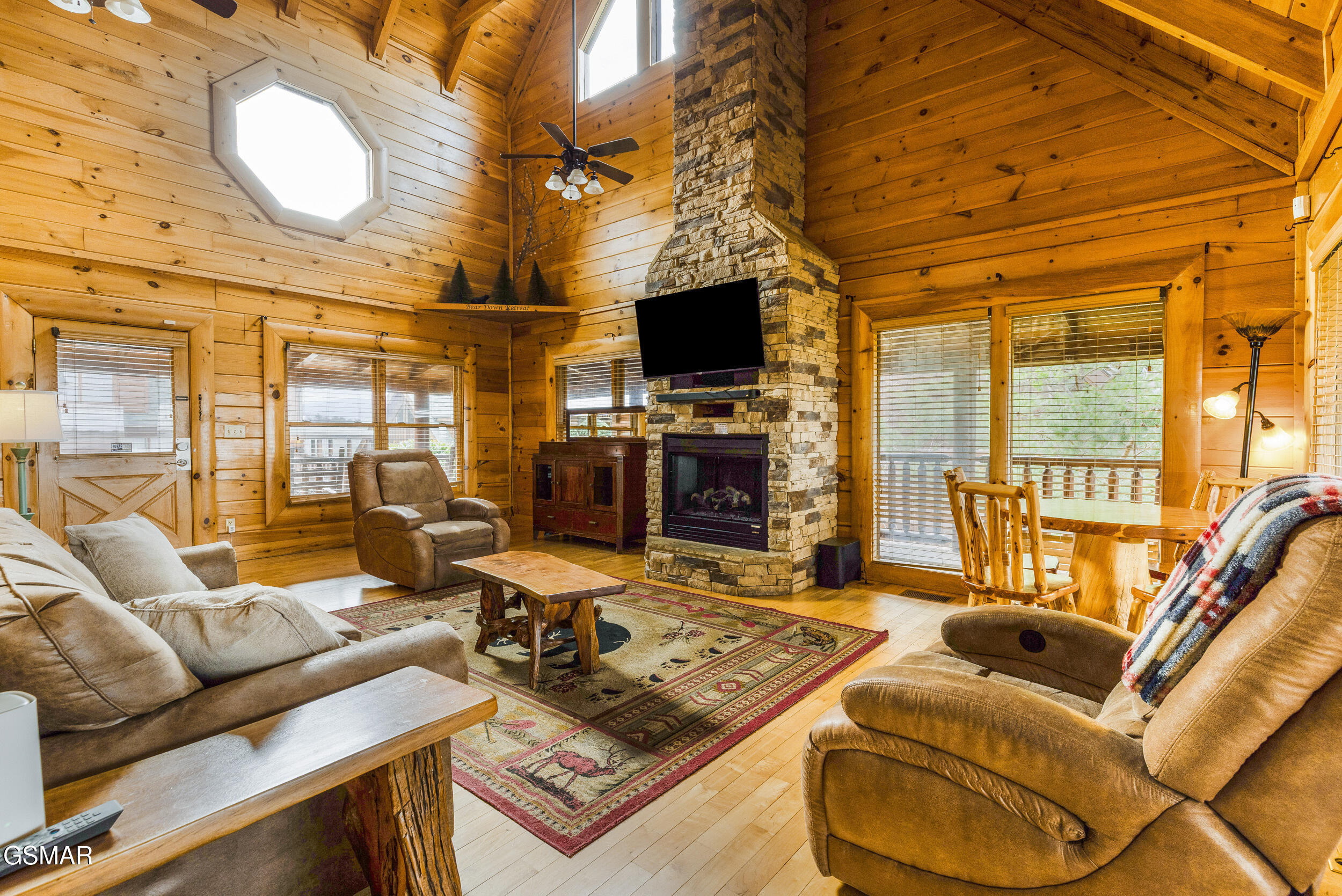 2011 Cougar Crossing Way Sevierville TN 37876