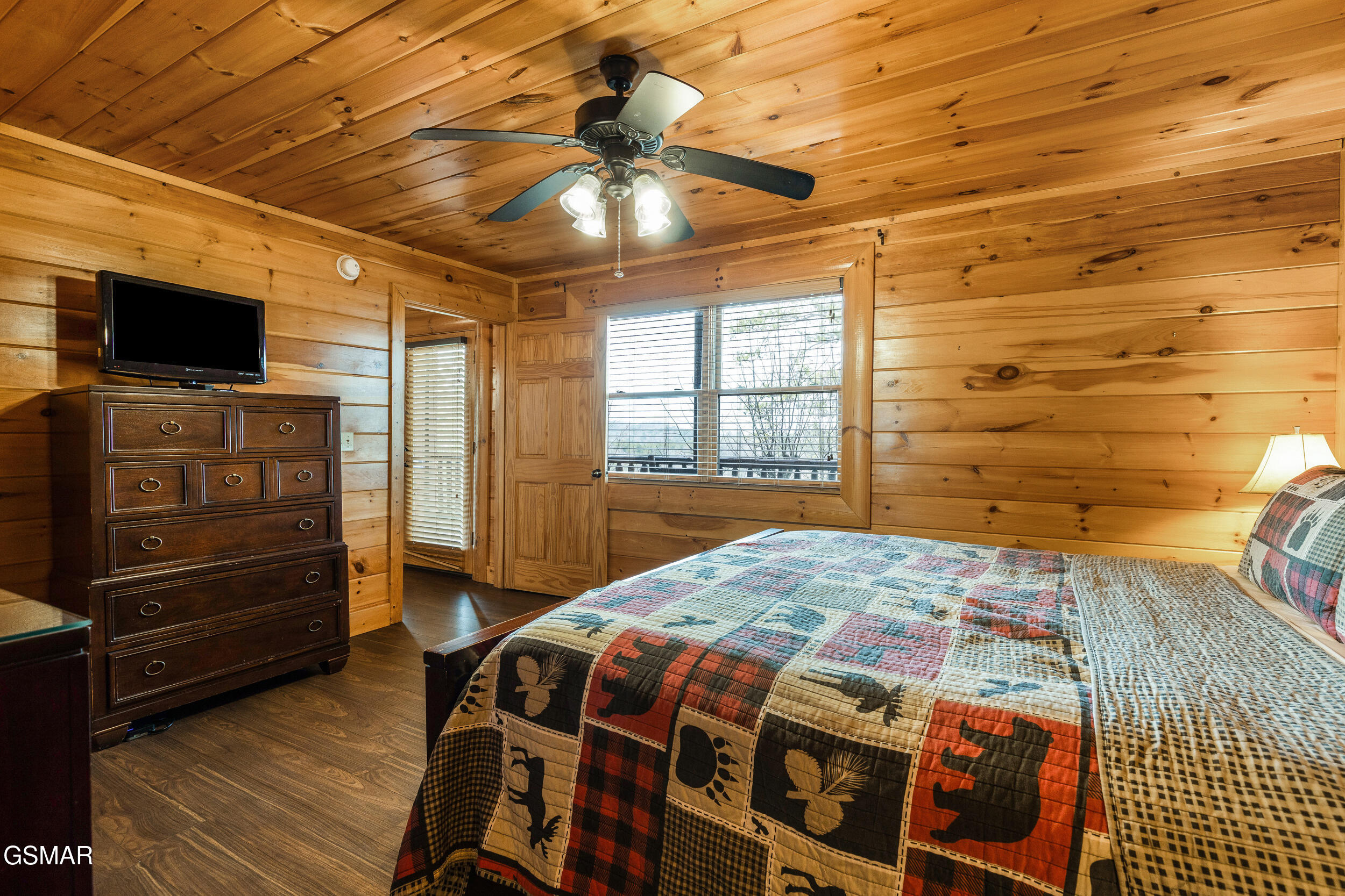 2011 Cougar Crossing Way Sevierville TN 37876