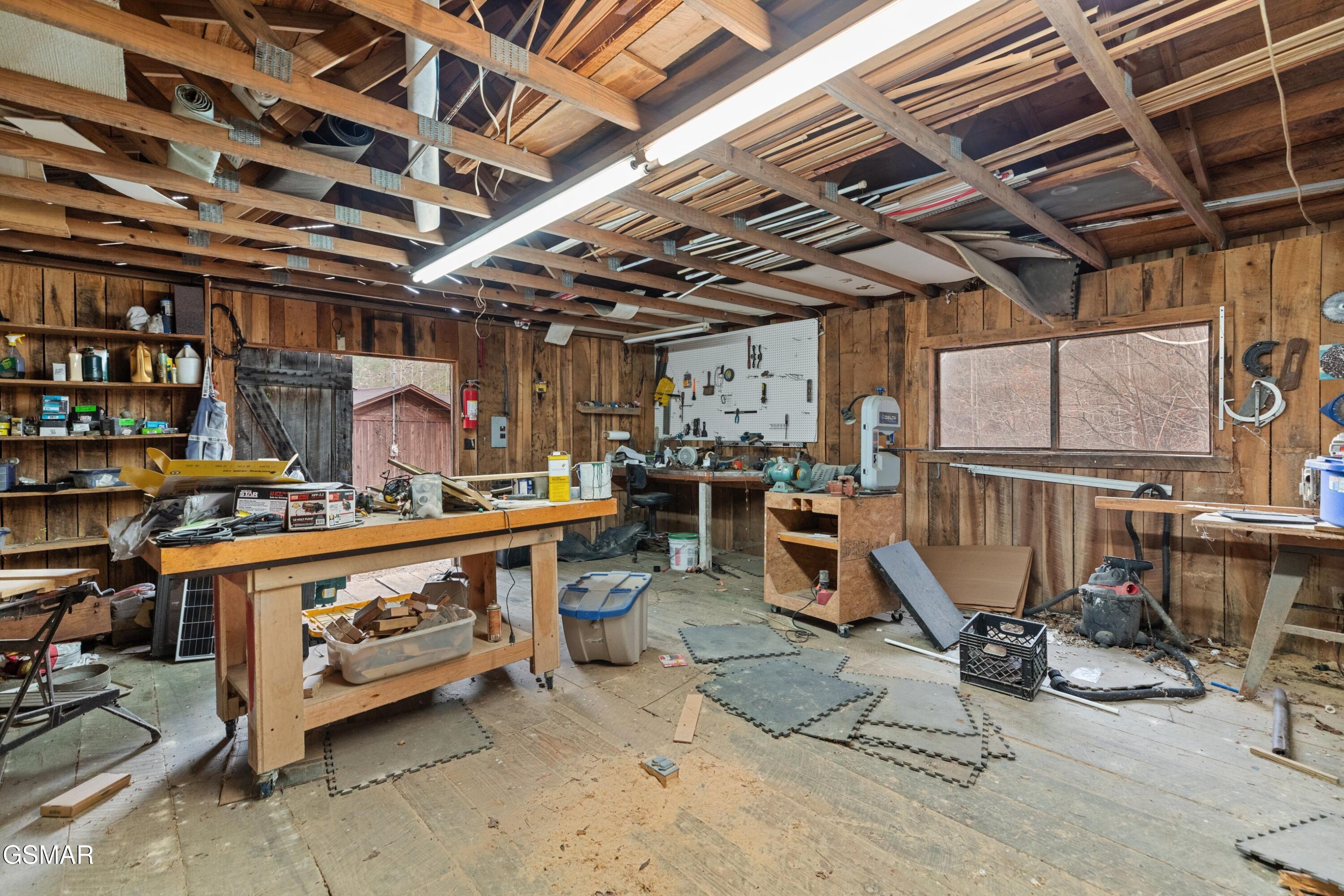 3099 Mica Way Cosby TN 37722