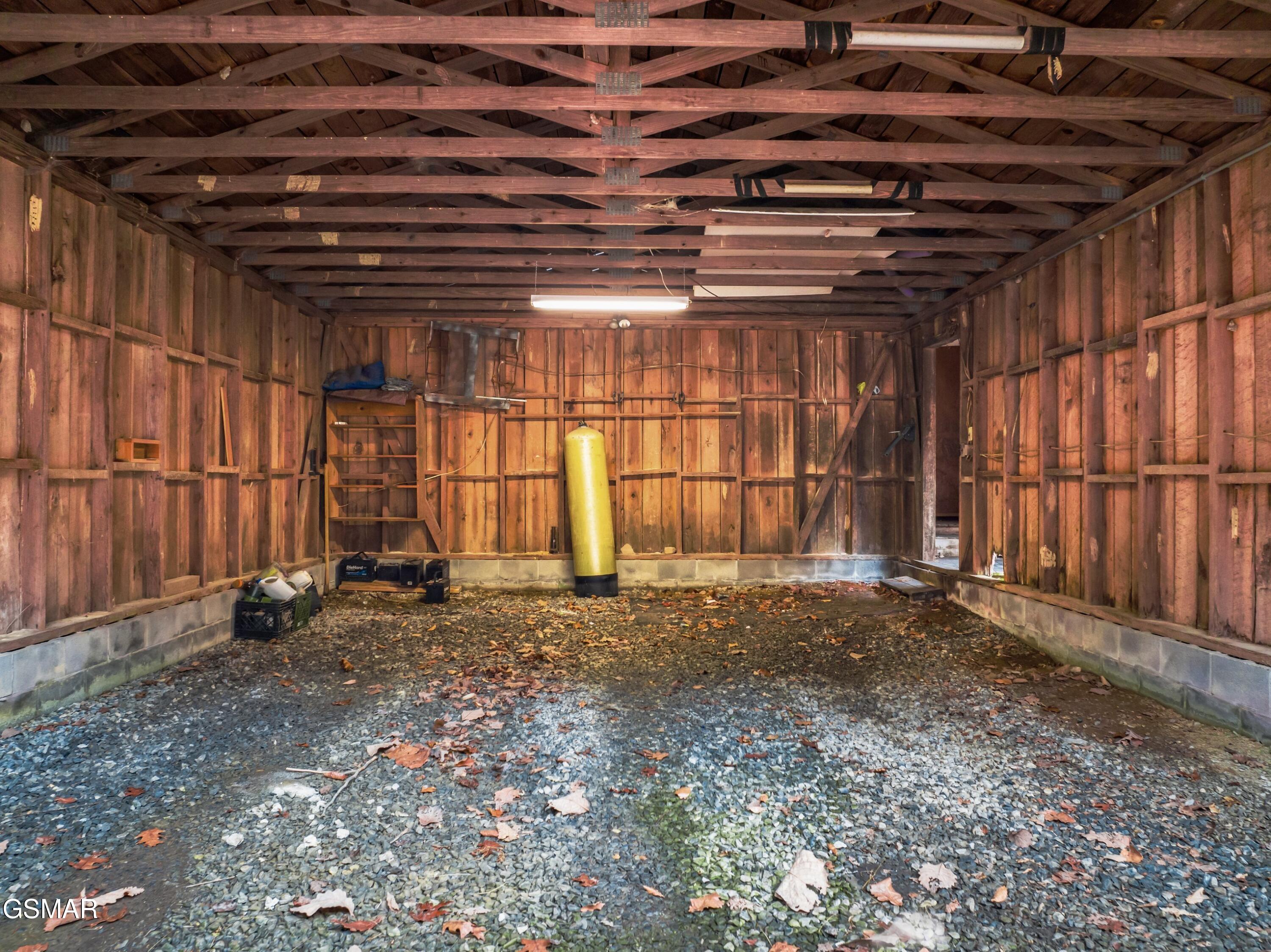 3099 Mica Way Cosby TN 37722