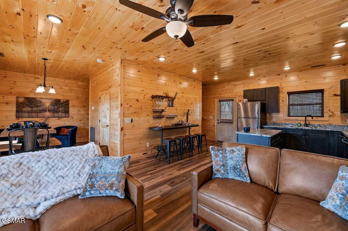 1808 Spring Hill Drive Sevierville TN 37876