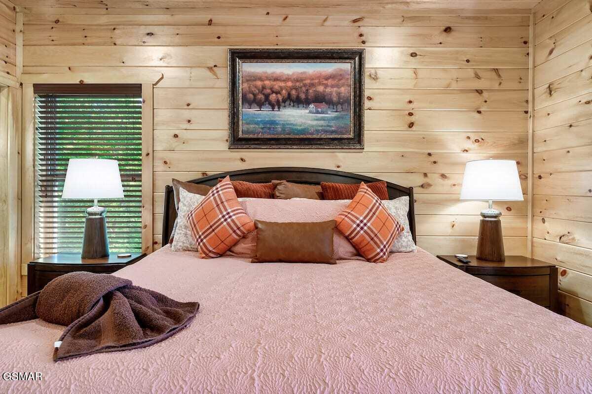 1808 Spring Hill Drive Sevierville TN 37876
