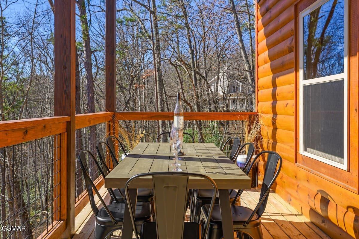 1808 Spring Hill Drive Sevierville TN 37876