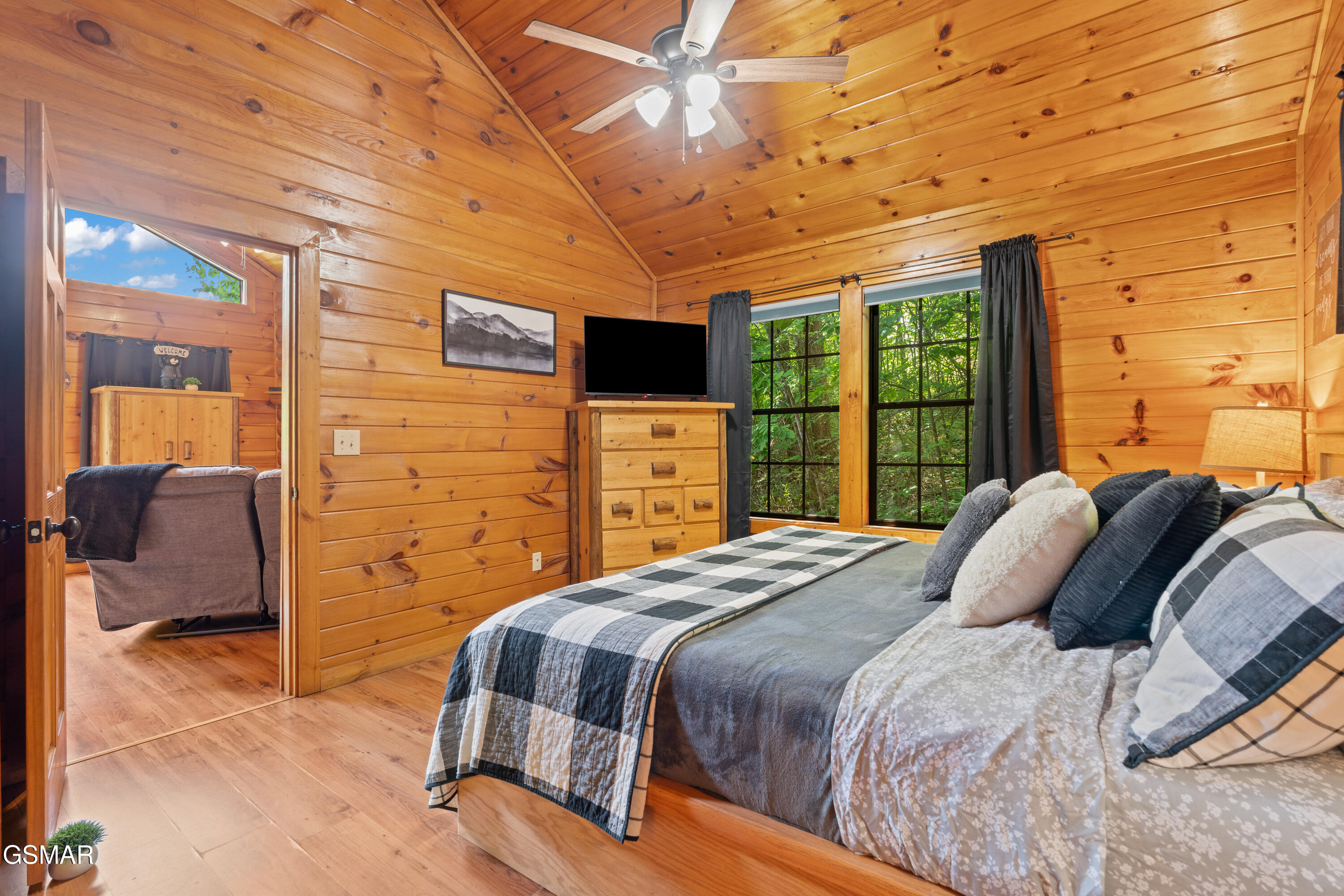 1188 Sugar Loaf Road Sevierville TN 37876